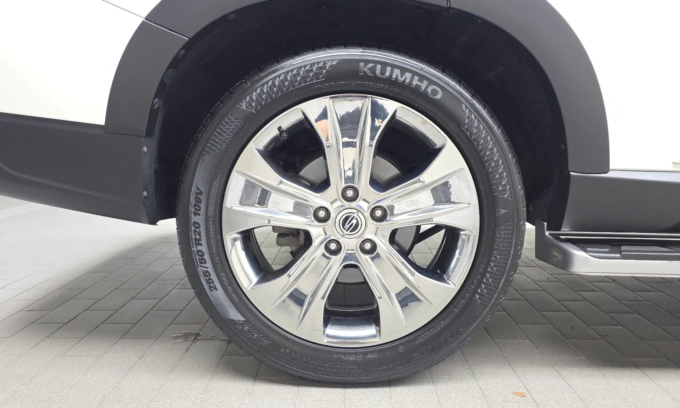 KG Mobility (SsangYong) Rexton превью 5