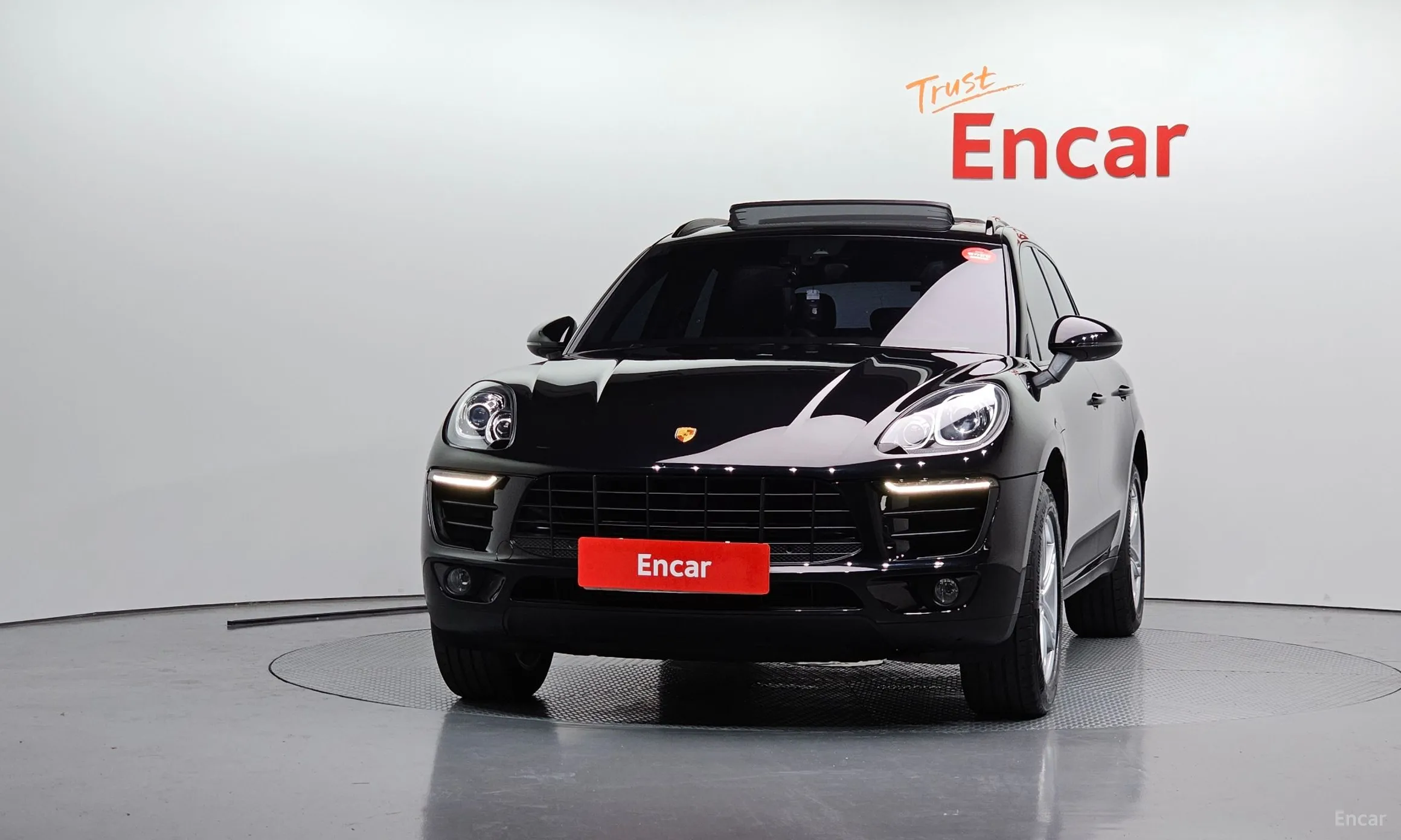 Porsche Macan превью 3