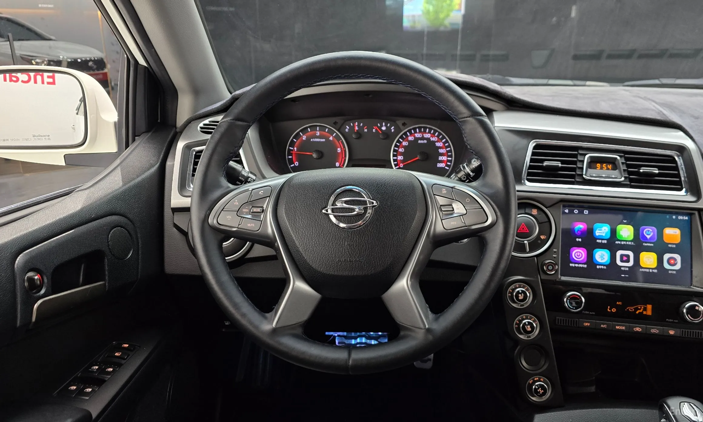 KG Mobility (SsangYong) Korando Sports превью 12