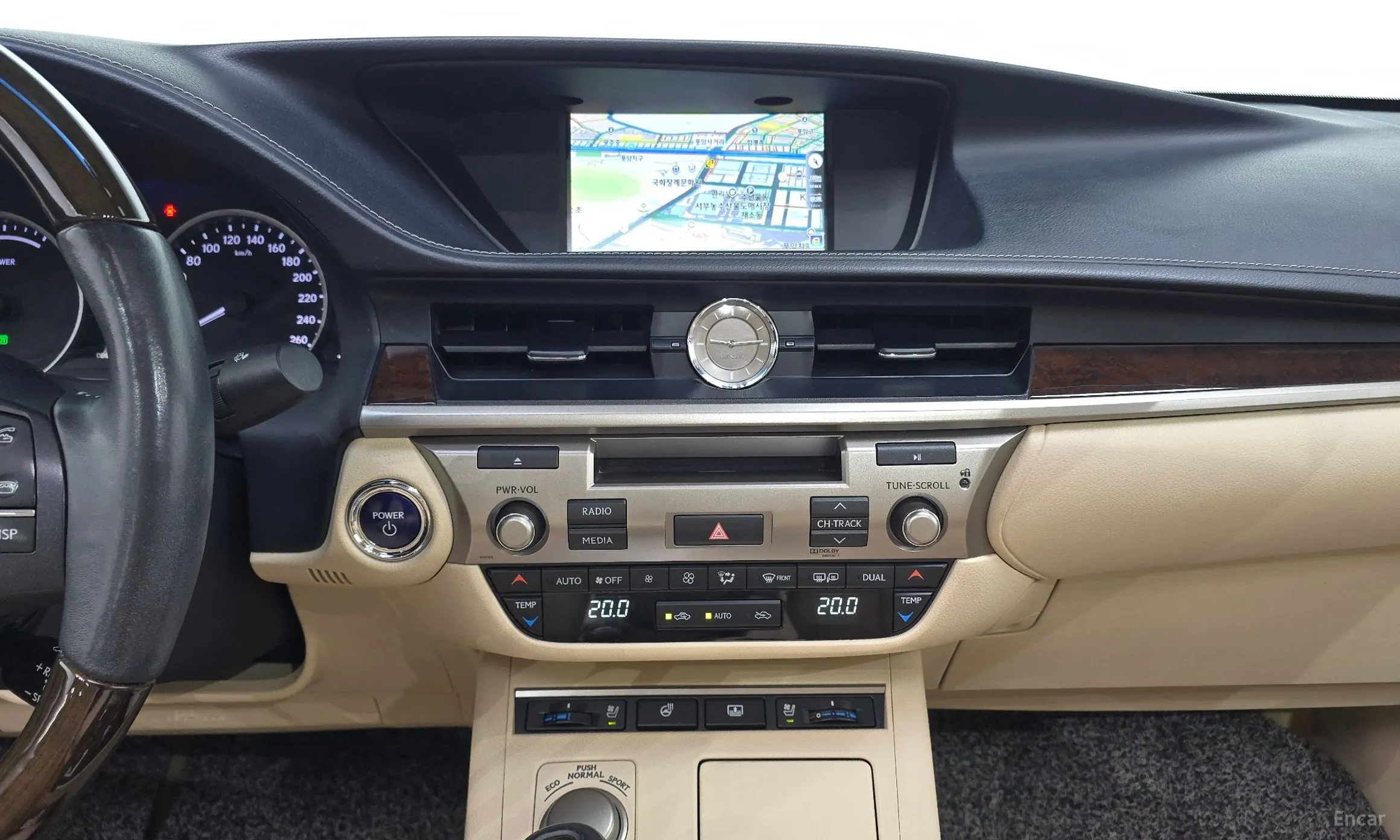 Lexus New ES300h превью 14