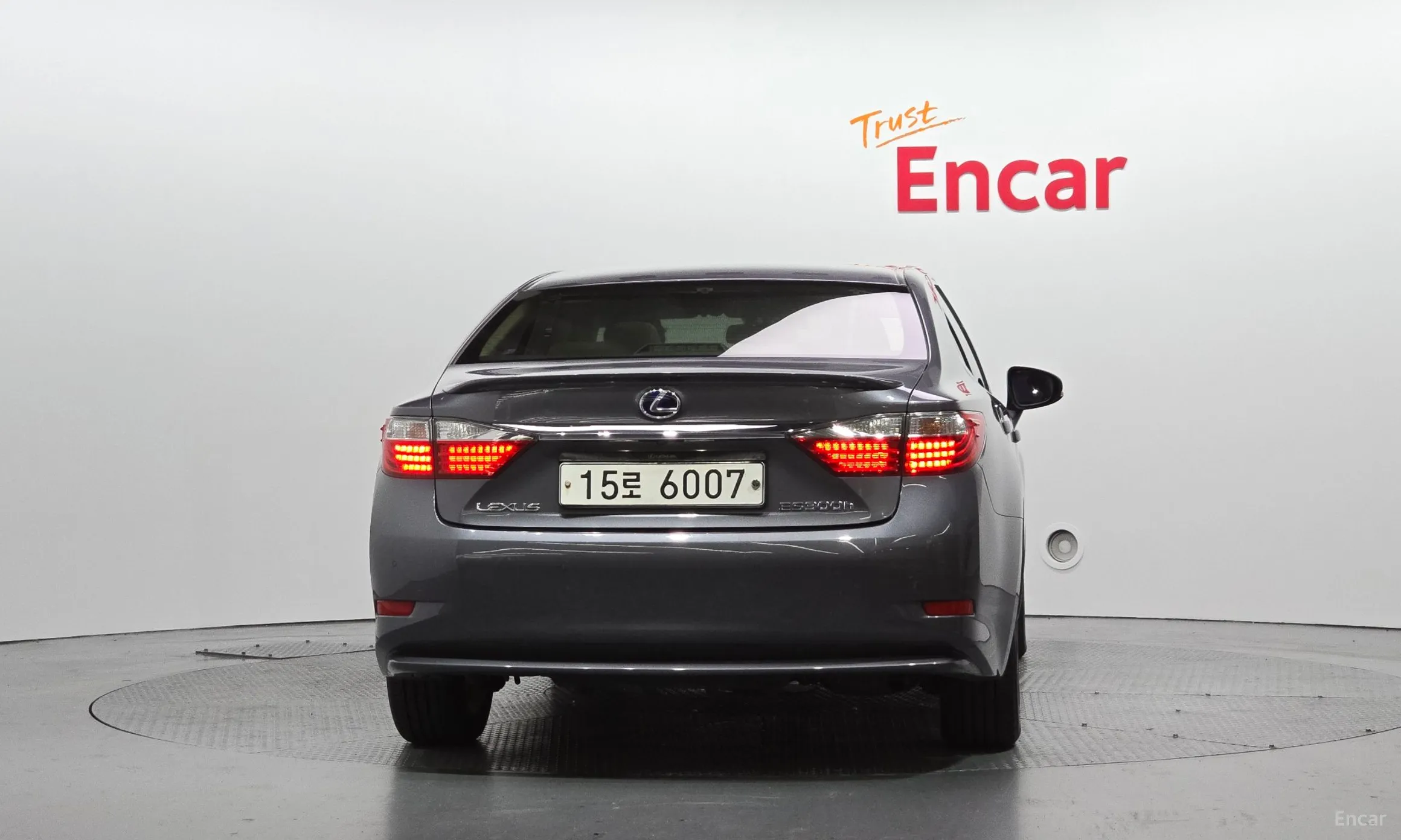 Lexus New ES300h превью 4