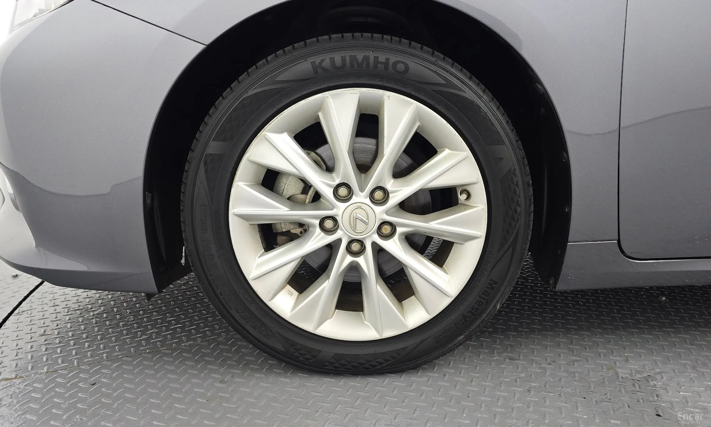Lexus New ES300h превью 5