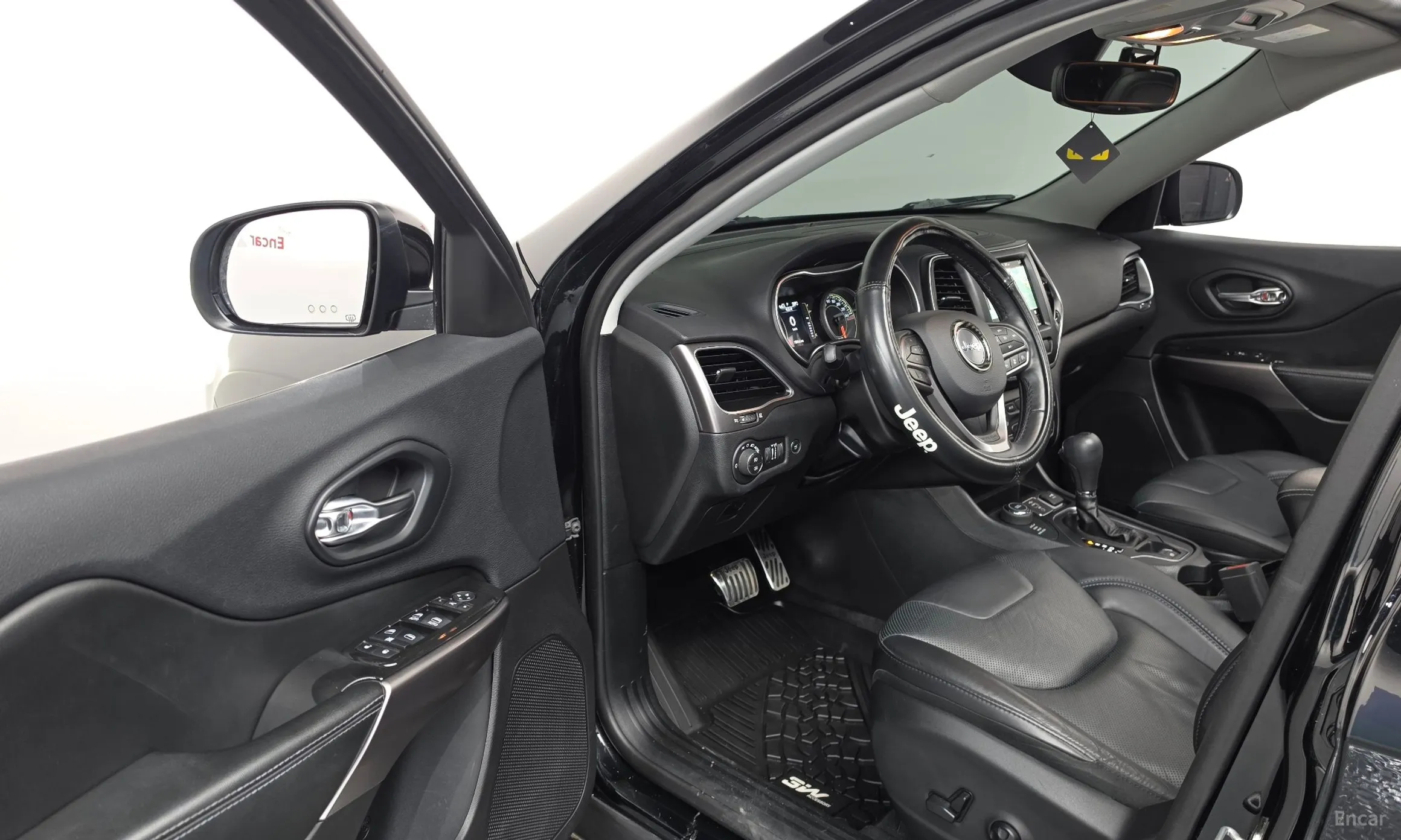 Jeep Cherokee (KL) превью 10