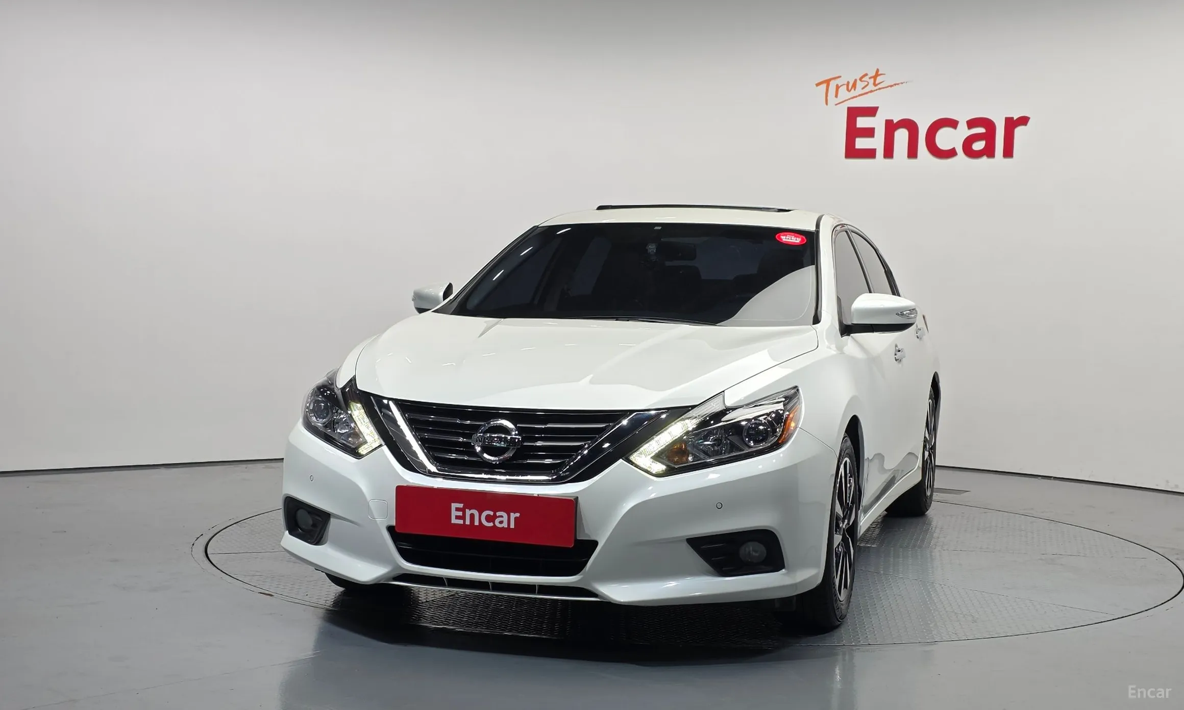 Nissan Altima превью 3
