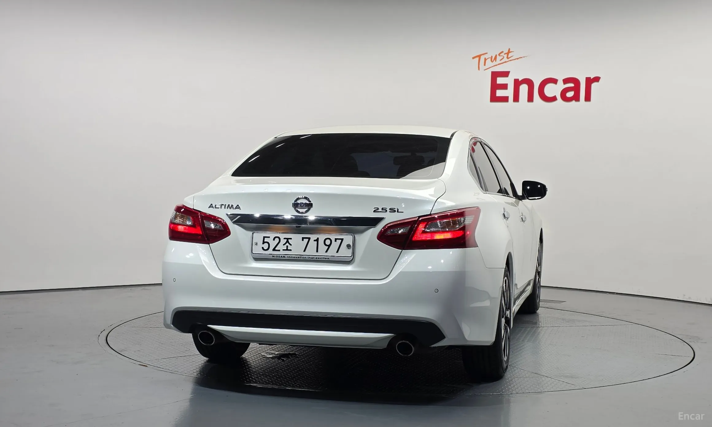 Nissan Altima превью 4