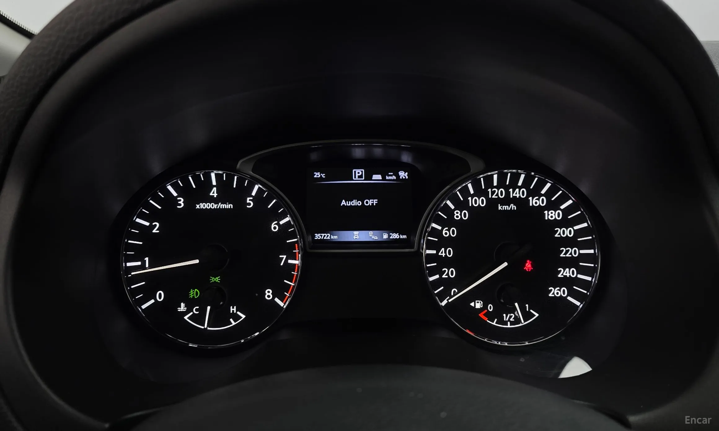 Nissan Altima превью 8