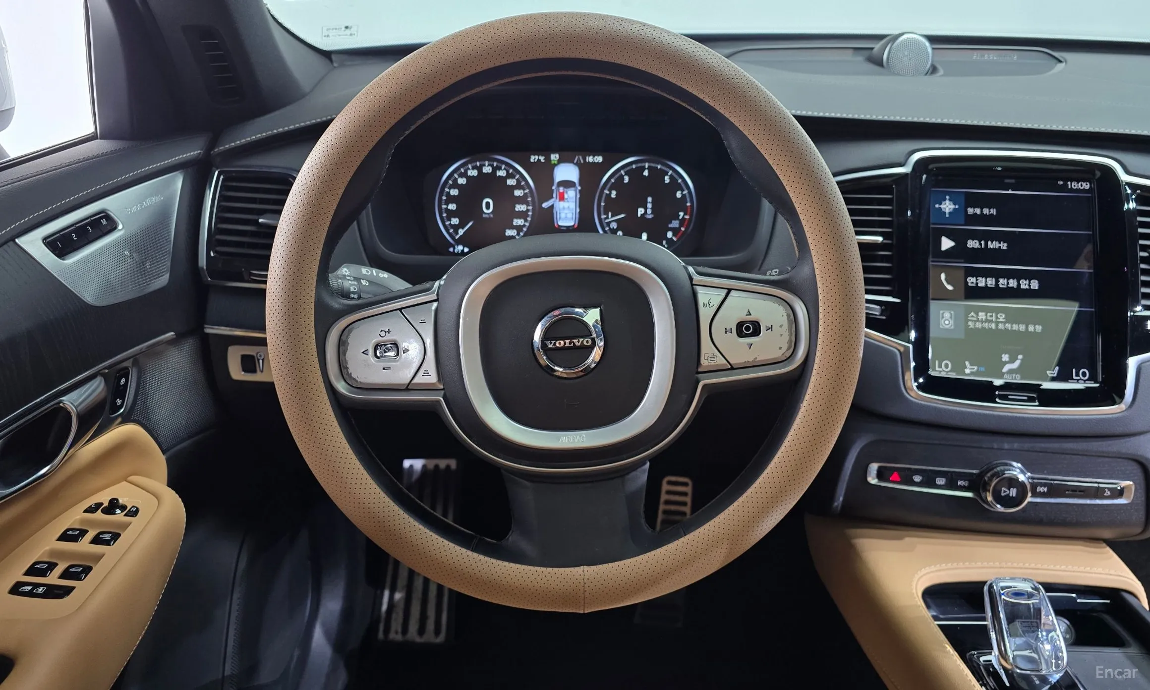 Volvo XC90 Gen 2 превью 13