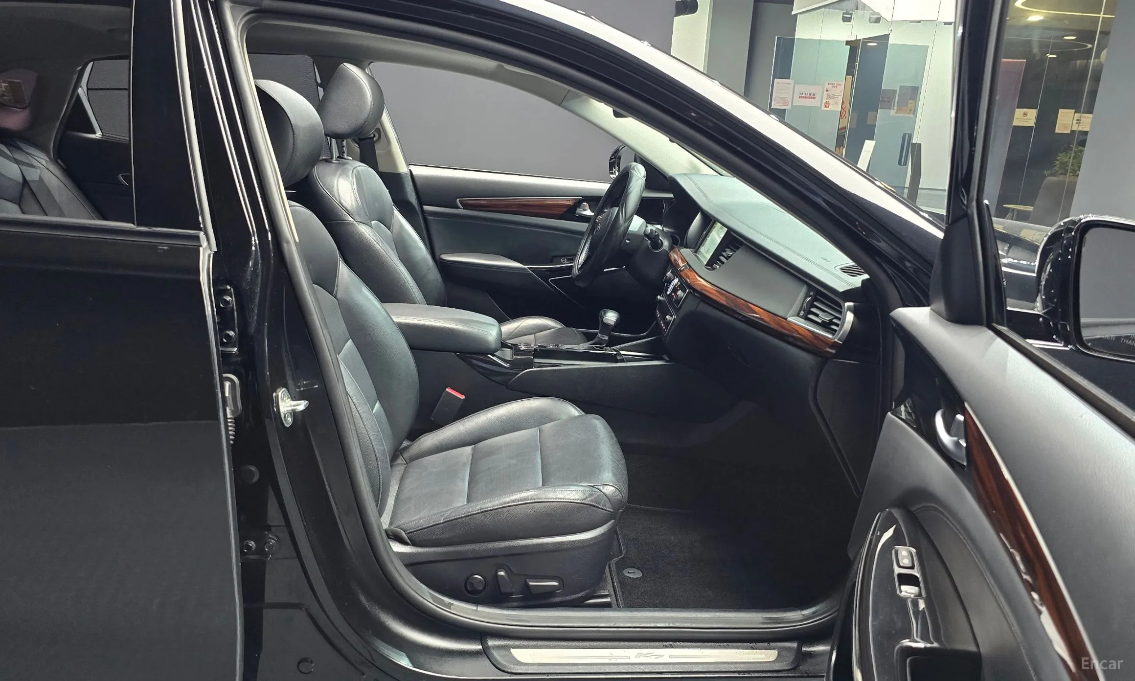 Kia K7 превью 11