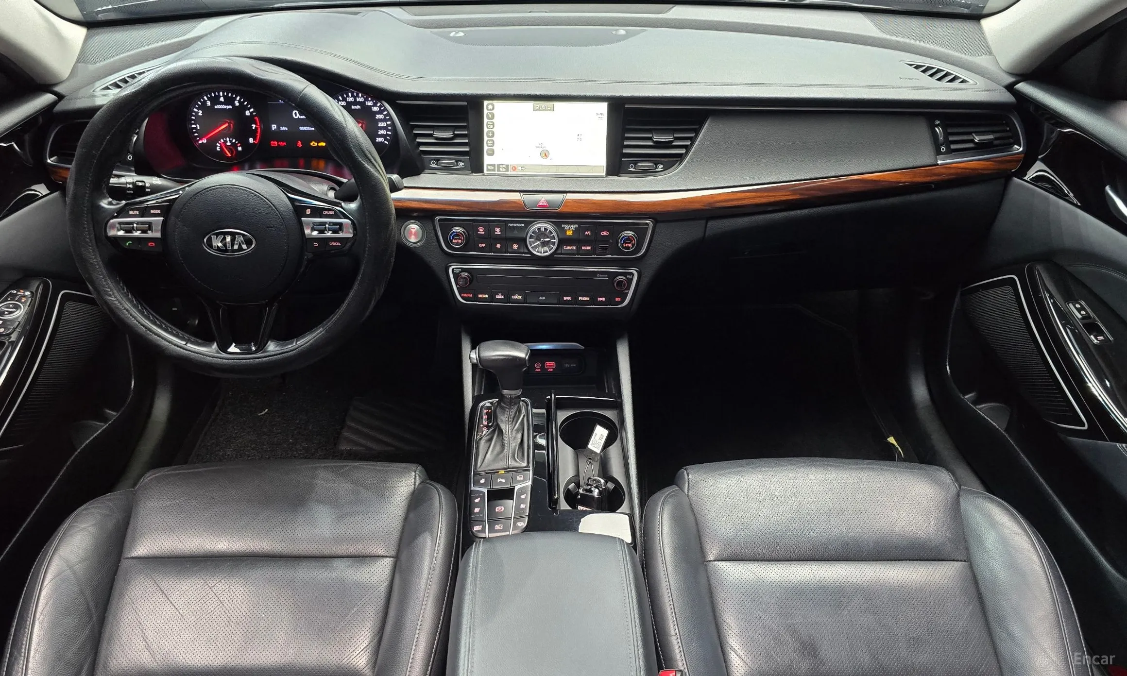 Kia K7 превью 7