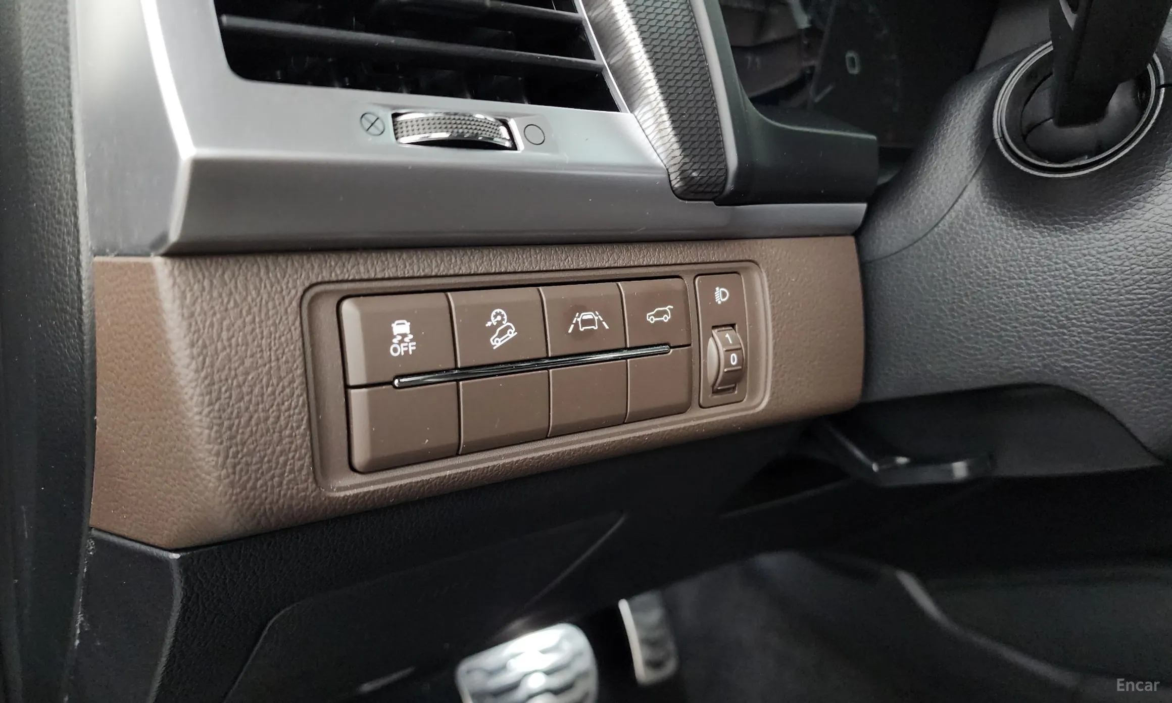 KG Mobility (SsangYong) Rexton превью 16