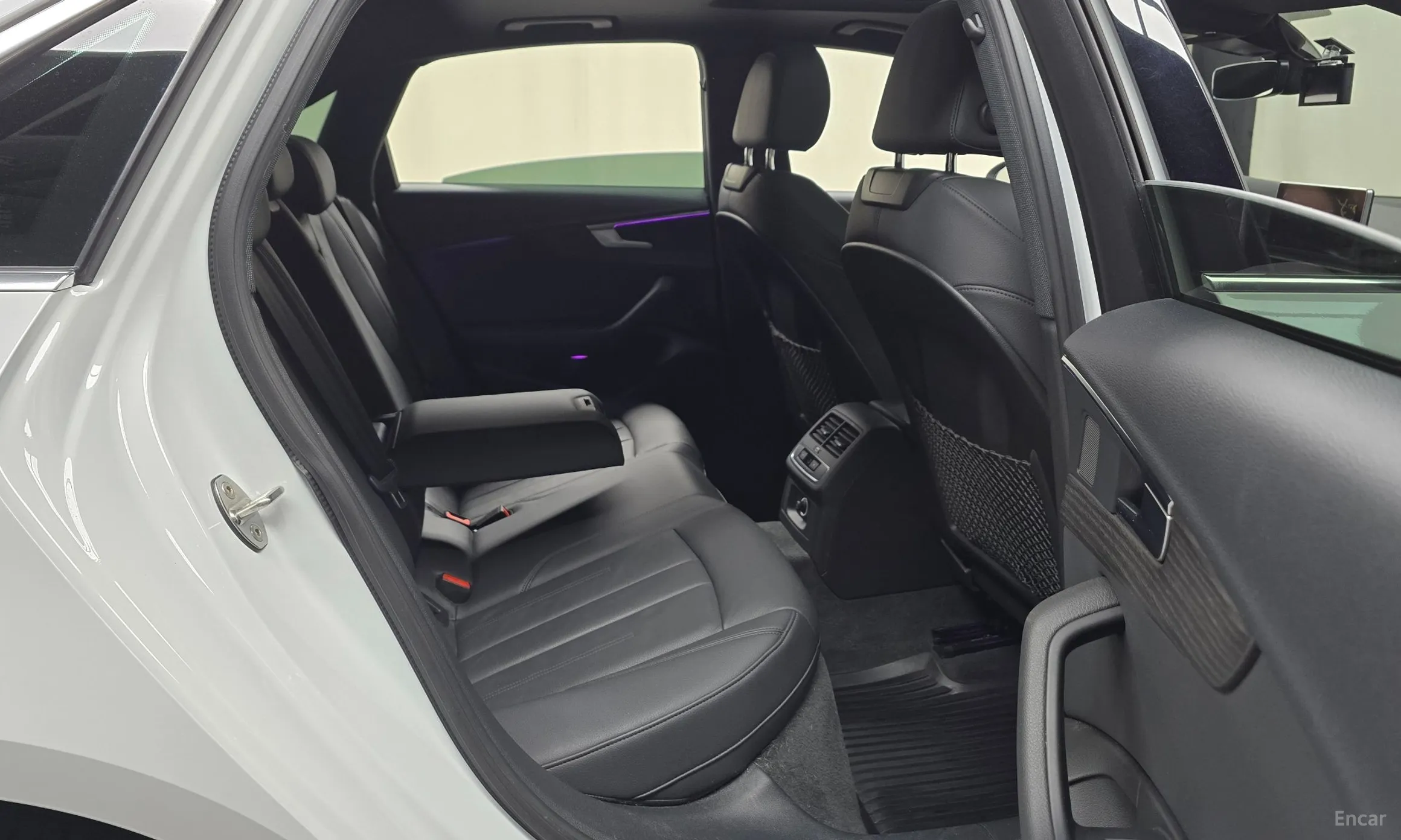 Audi A4 (B9) превью 11