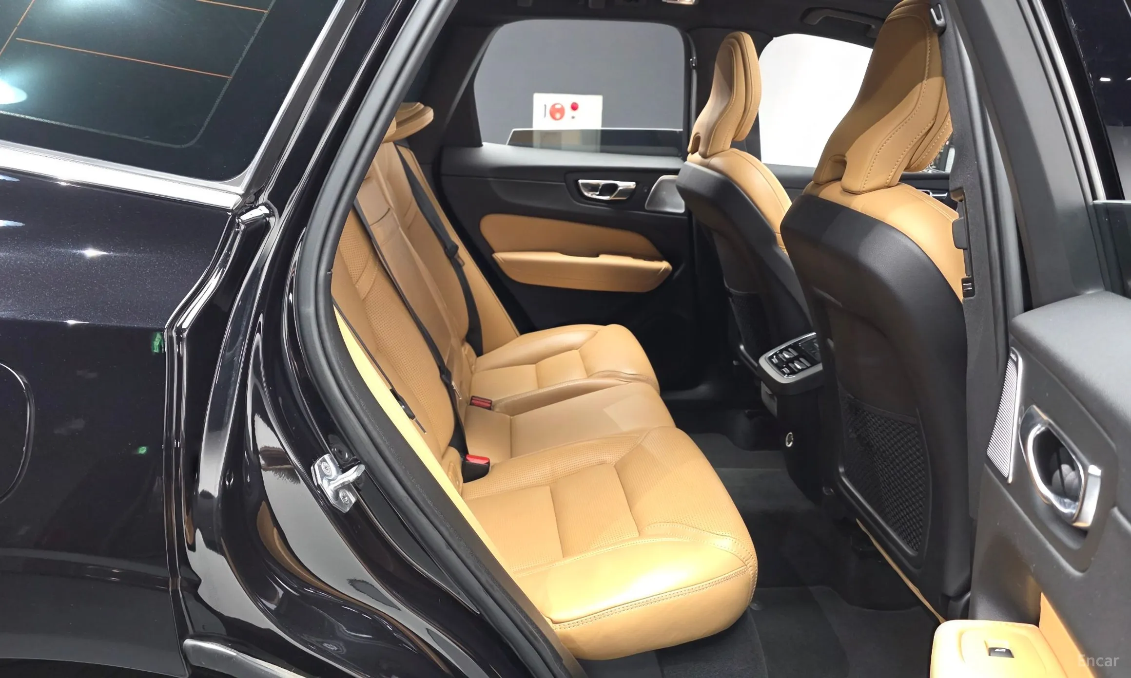 Volvo XC60 Gen 2 превью 12