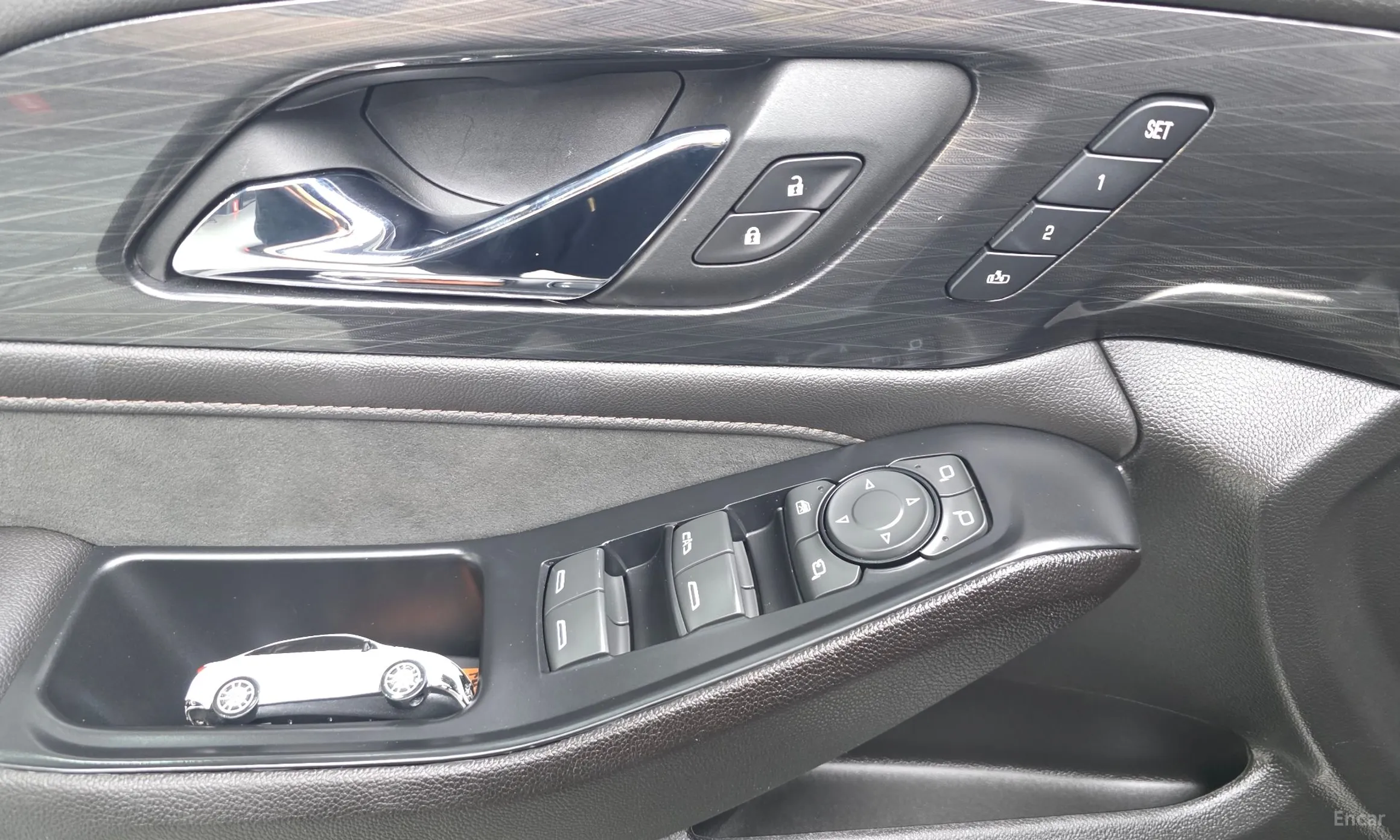 Chevrolet (GM Daewoo) Traverse превью 20