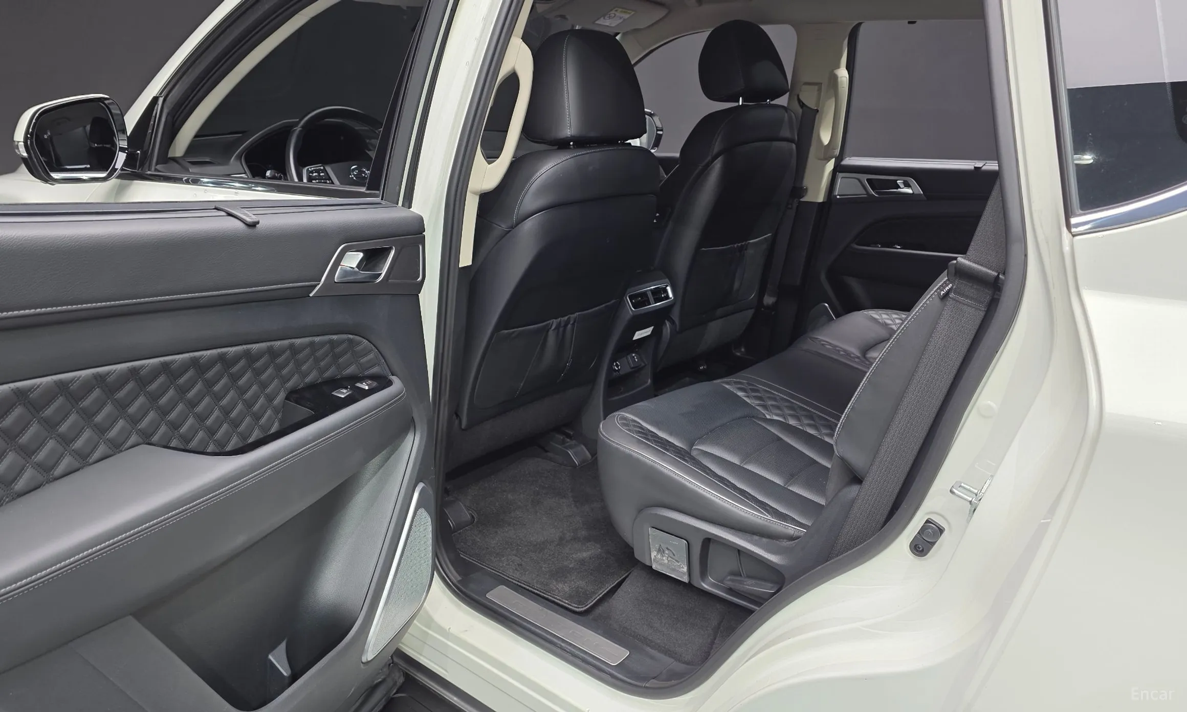KG Mobility (SsangYong) Rexton превью 12