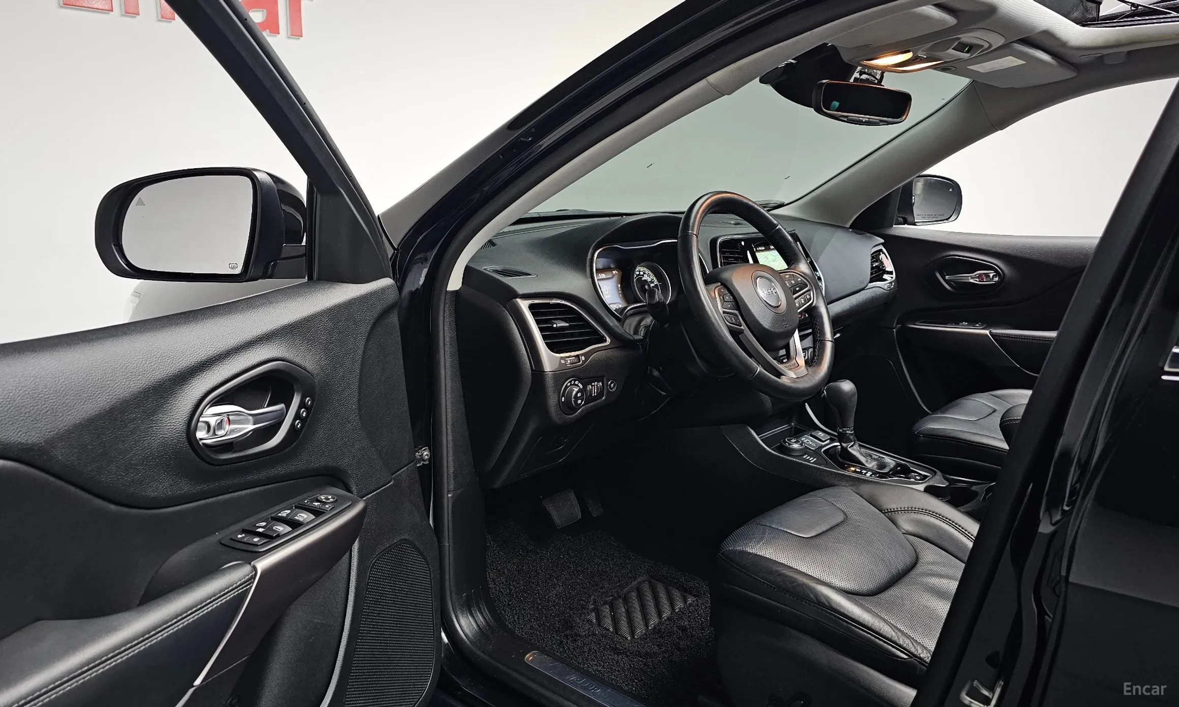 Jeep Cherokee (KL) превью 12