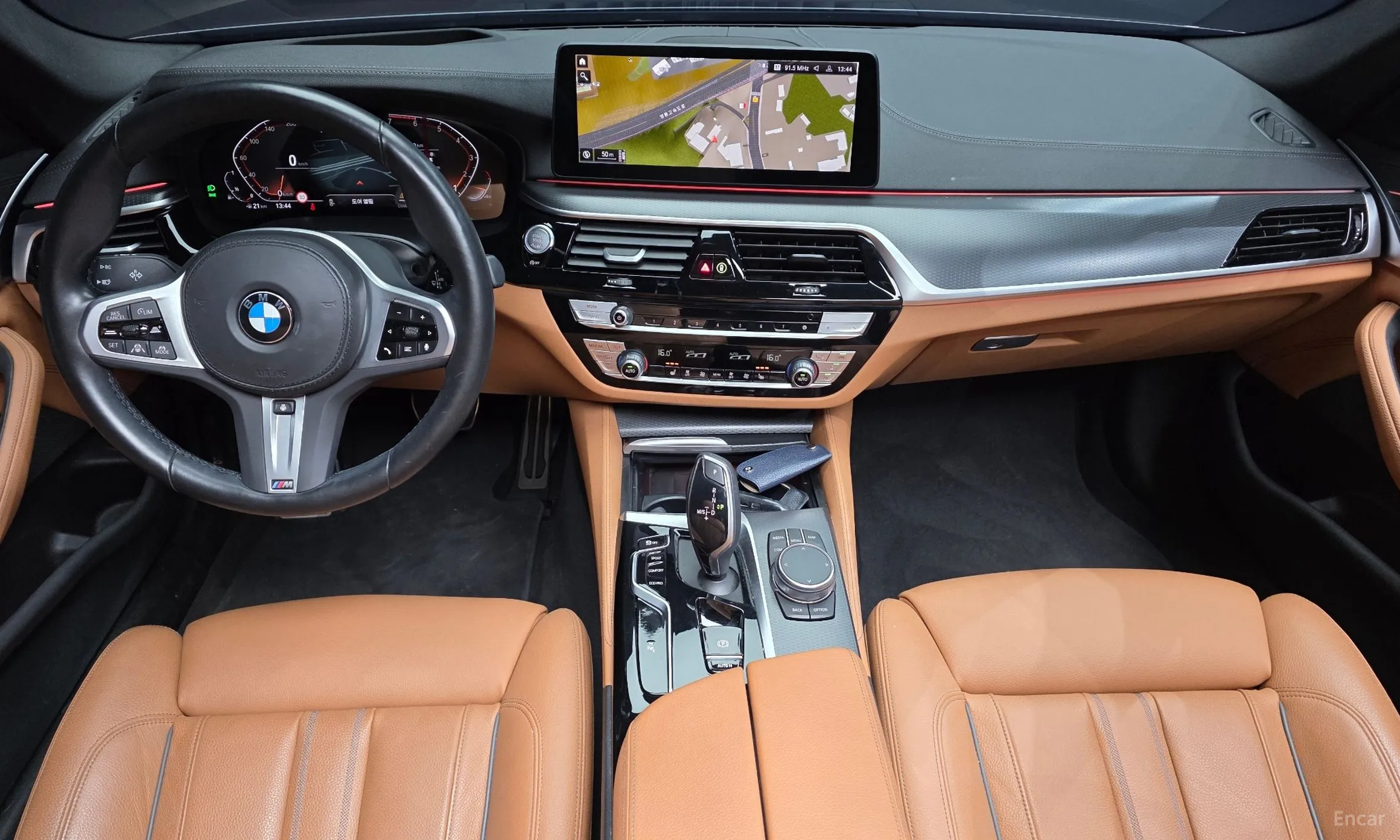 BMW 5 Series (G30) превью 7
