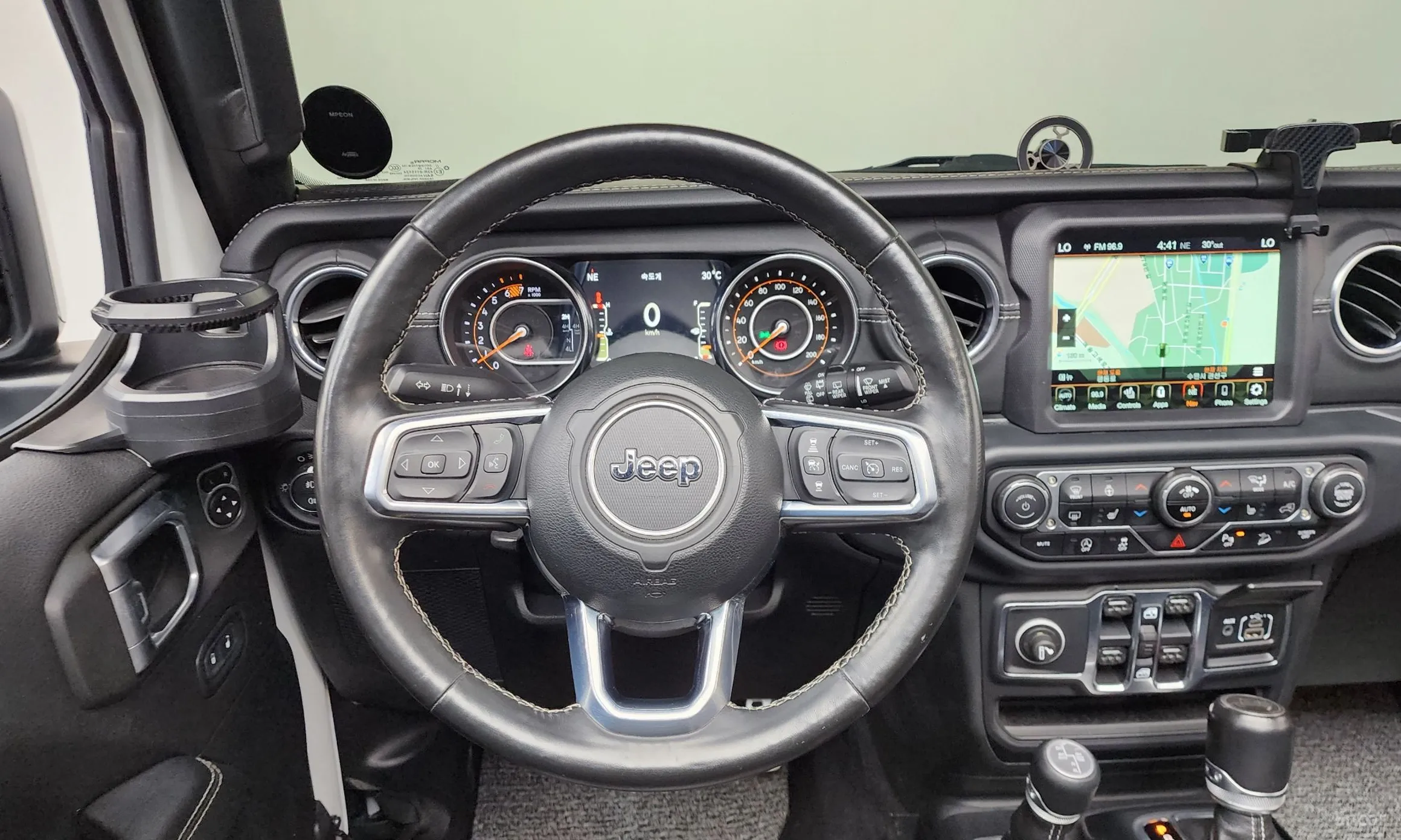Jeep Wrangler (JL) превью 12