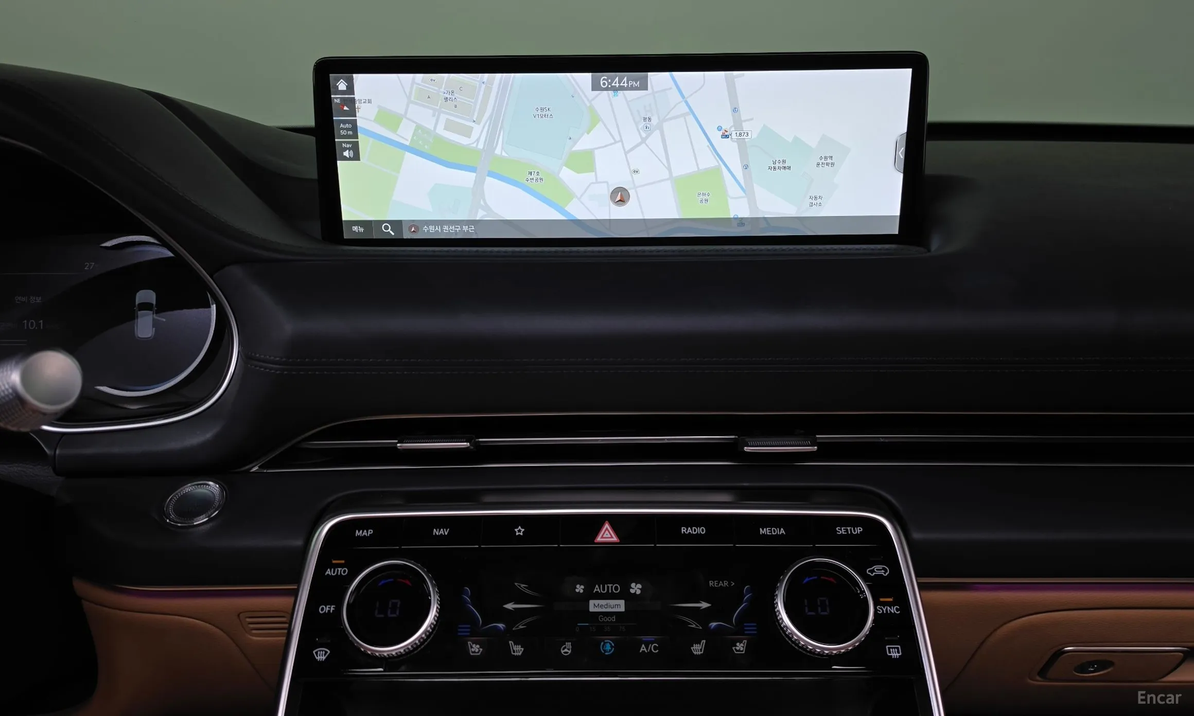 Genesis GV80 превью 12