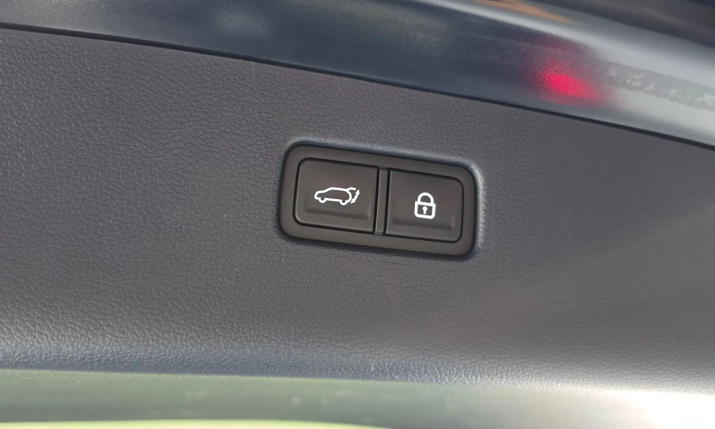 Genesis GV80 превью 18