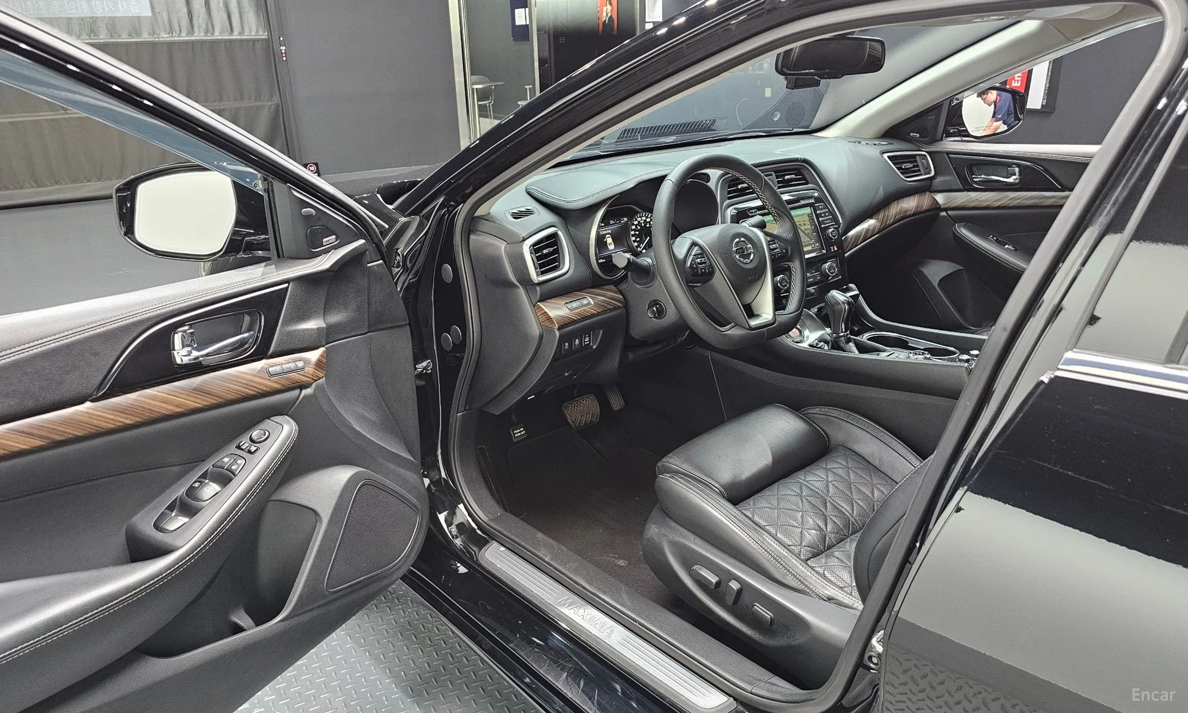 Nissan Maxima (A36) превью 10