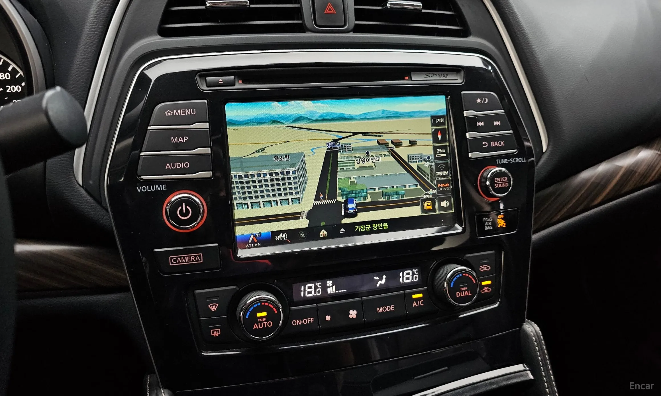 Nissan Maxima (A36) превью 16