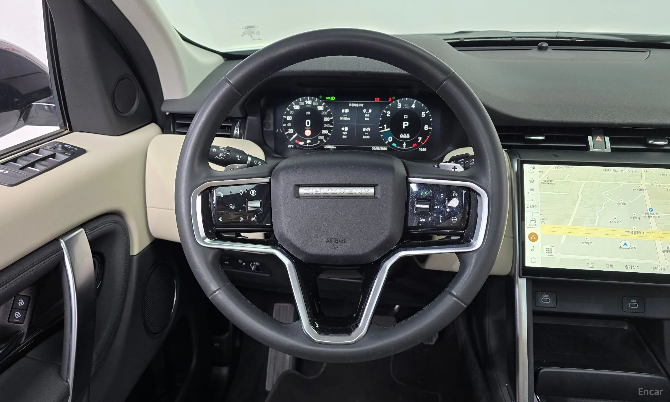 Land Rover Discovery Sports превью 12
