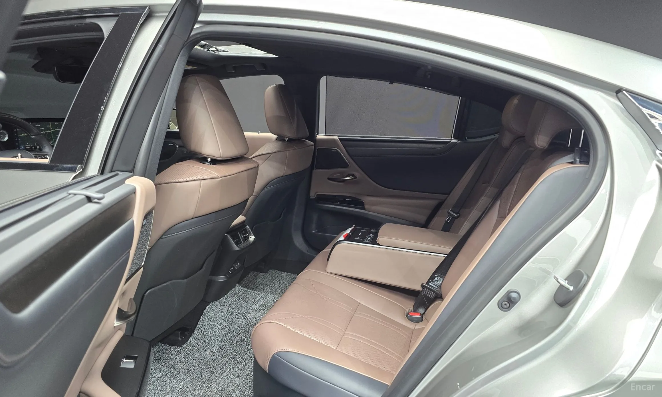 Lexus ES300h 7th Generation превью 11