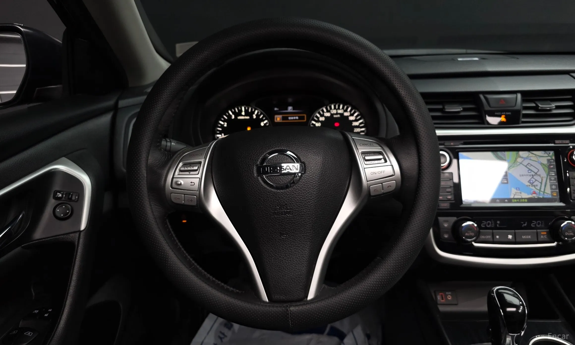 Nissan Altima превью 13