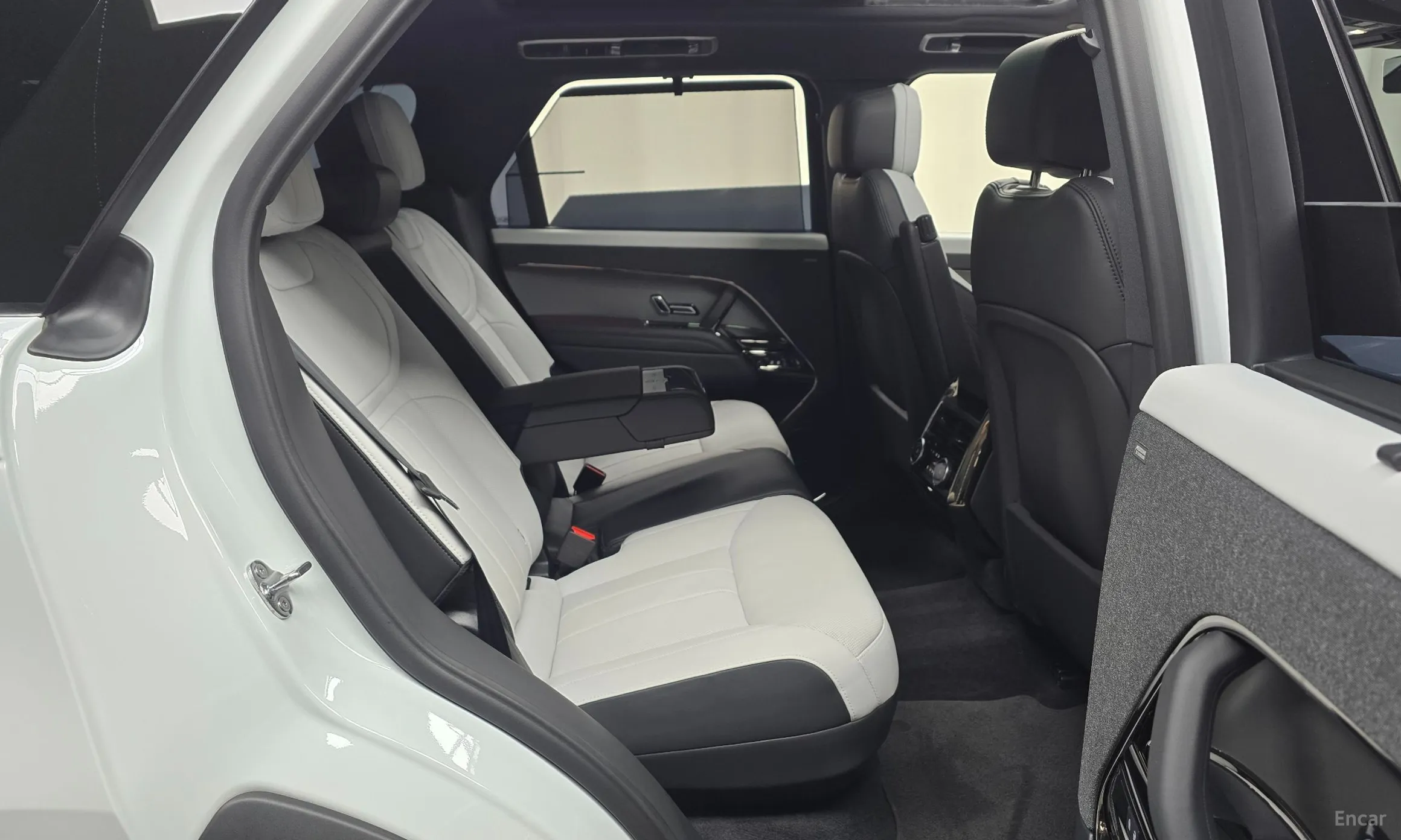 Land Rover Range Rover Sport 3rd Generation превью 11