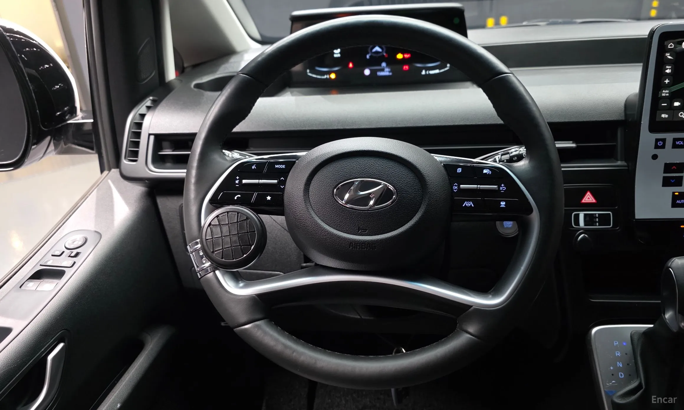 Hyundai Staria превью 13