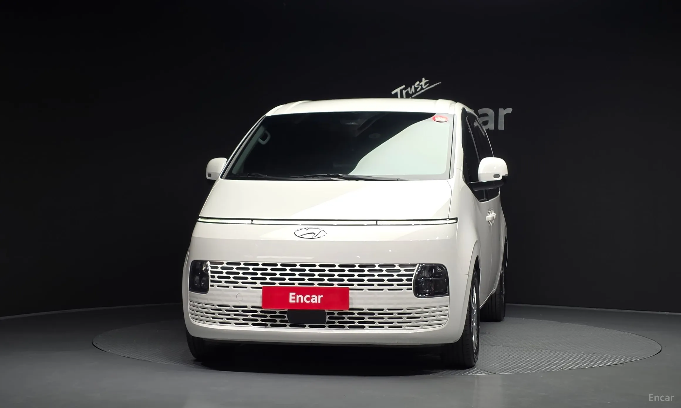 Hyundai Staria превью 3