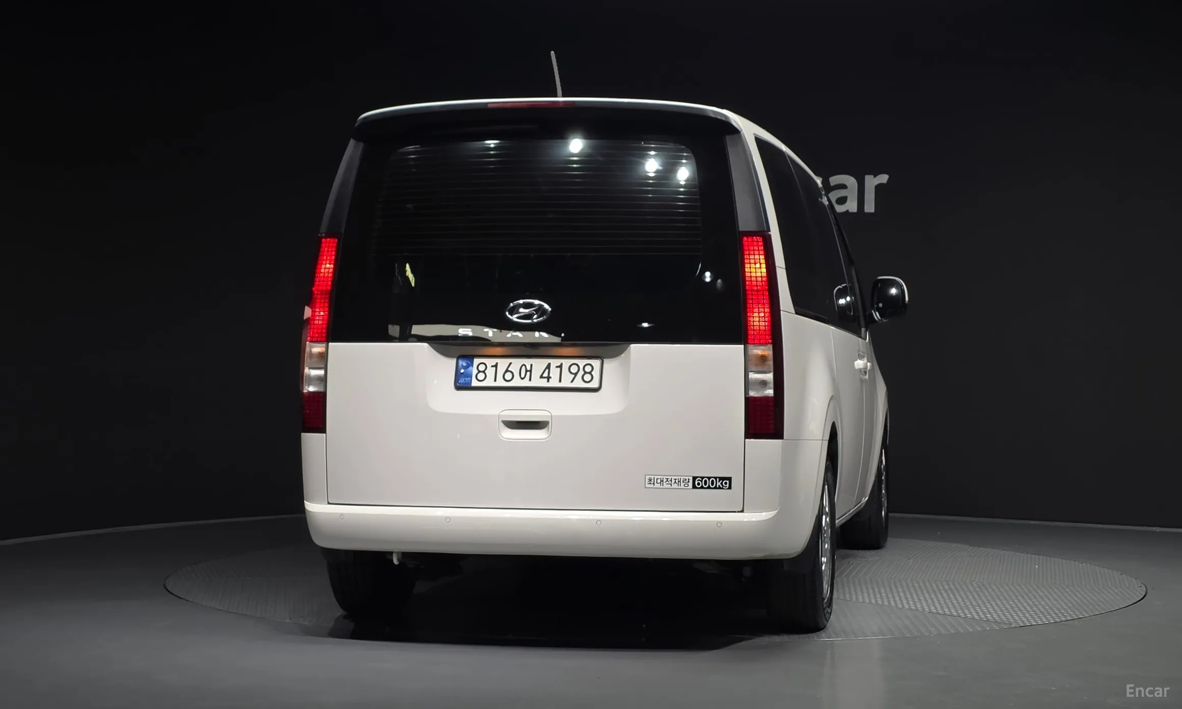 Hyundai Staria превью 4