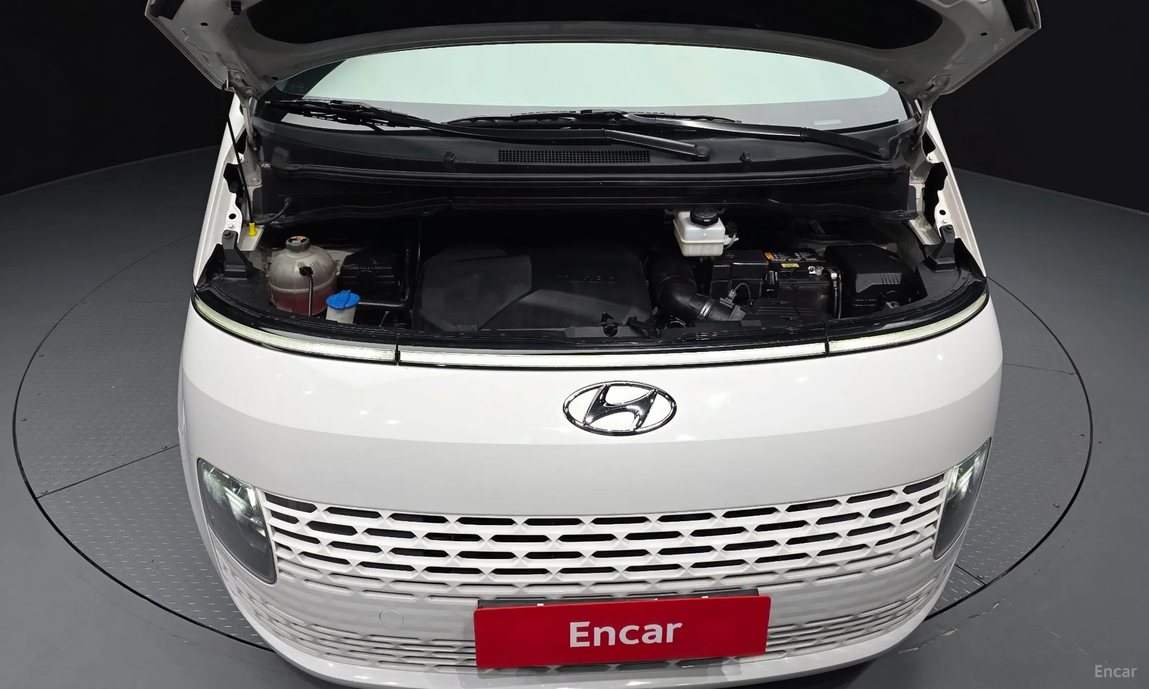 Hyundai Staria превью 6