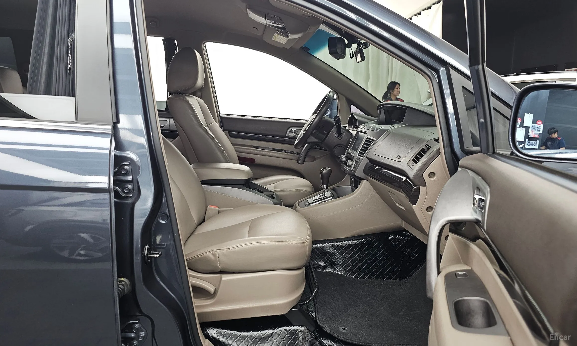 KG Mobility (SsangYong) Korando Turismo превью 11