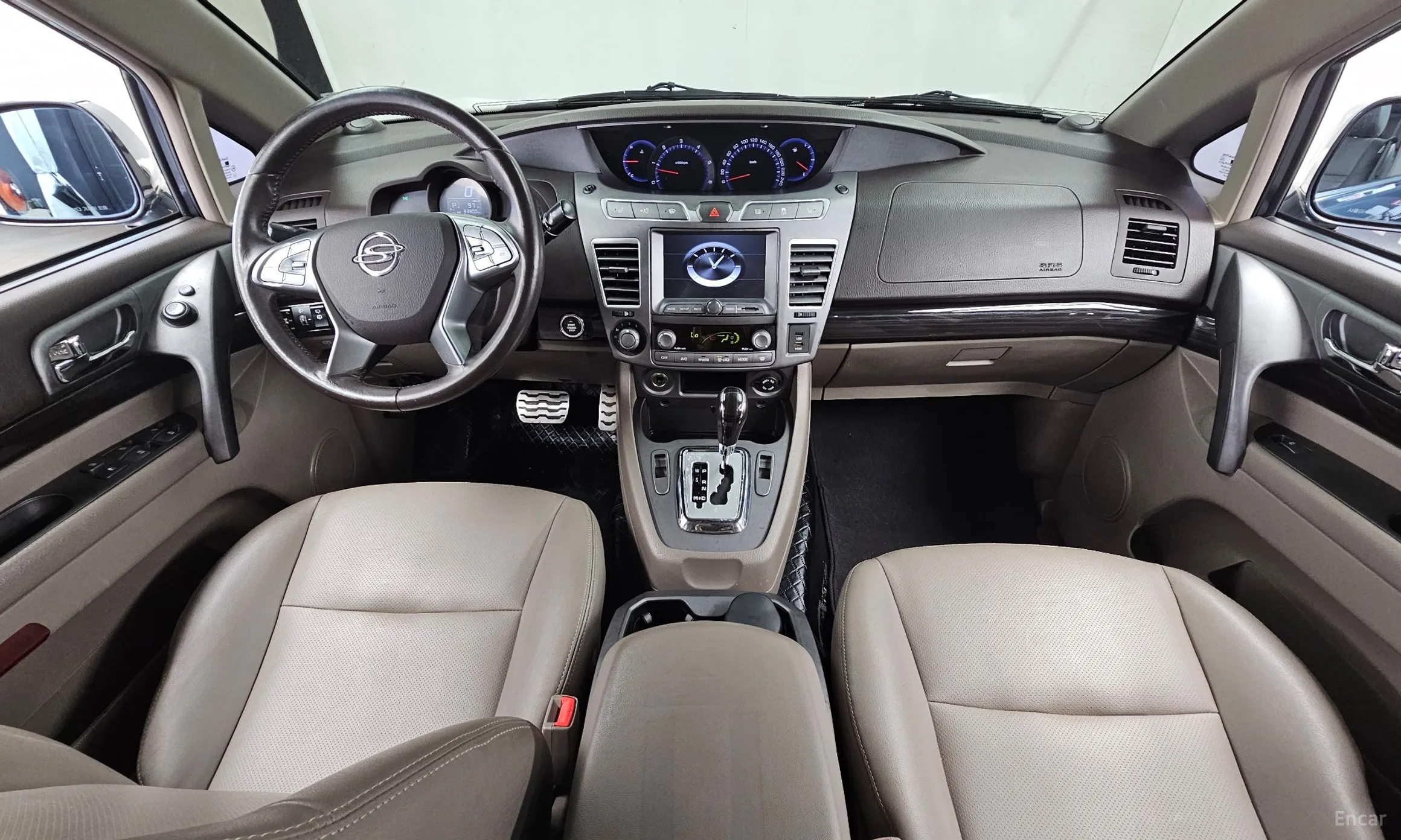 KG Mobility (SsangYong) Korando Turismo превью 7