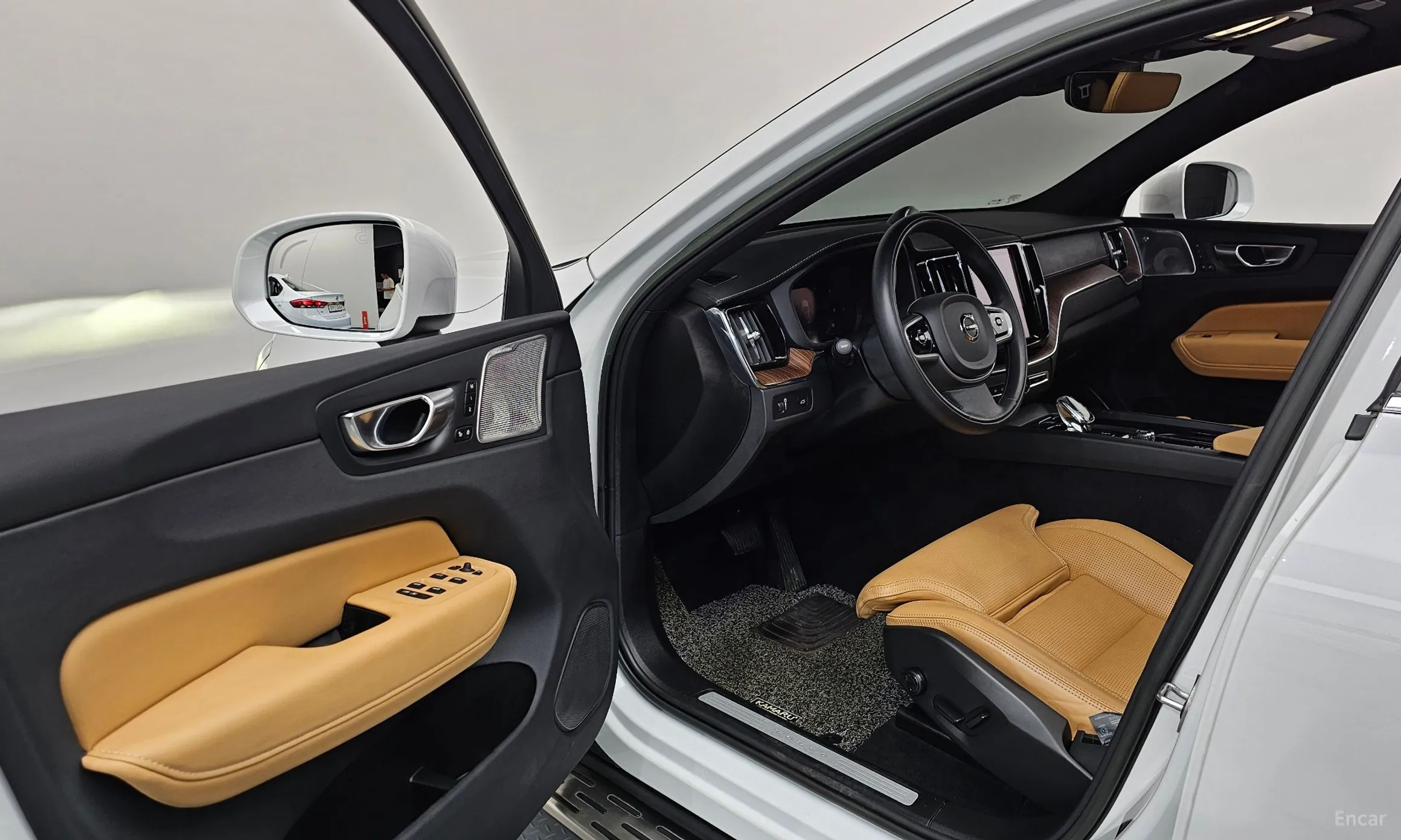 Volvo XC60 Gen 2 превью 10