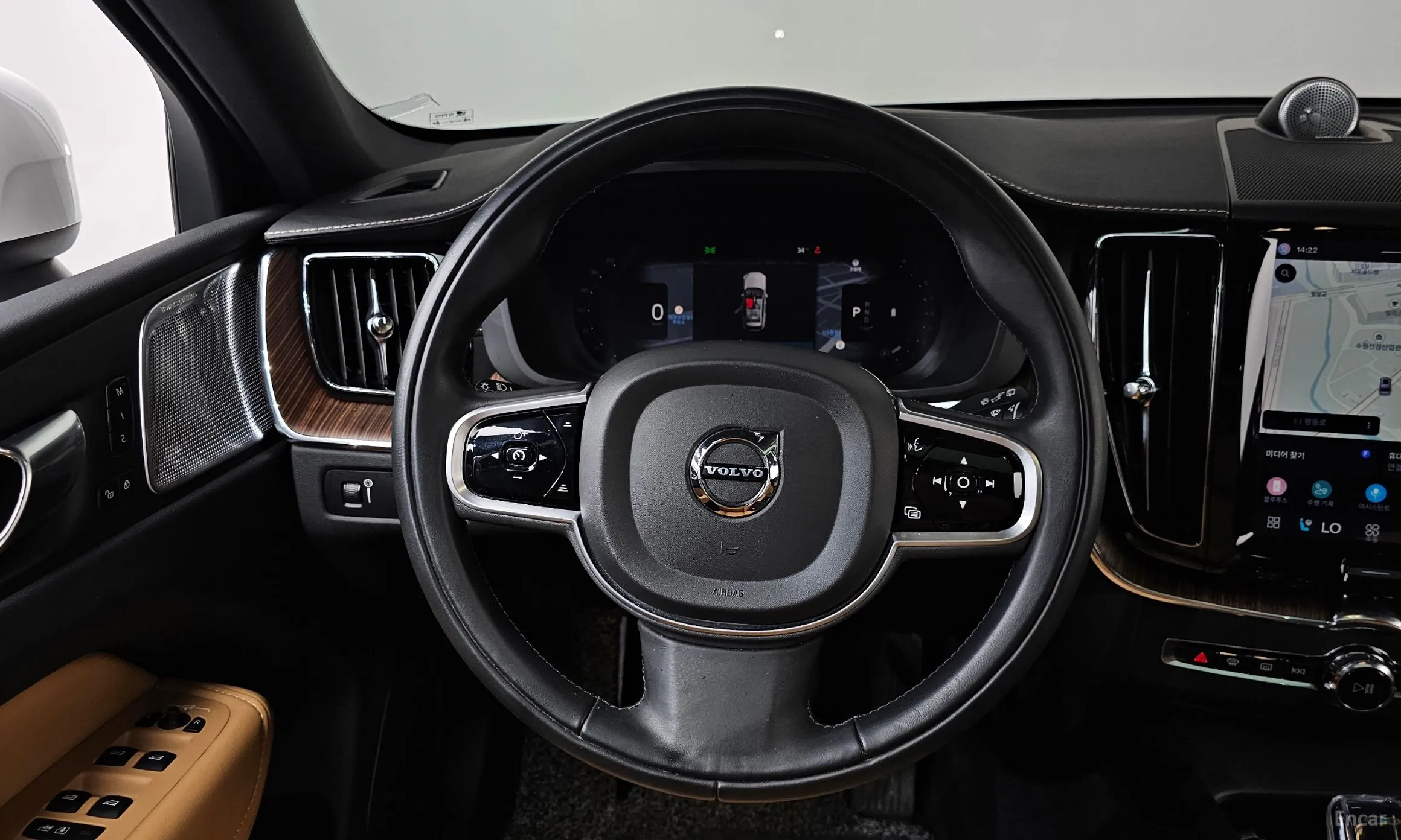 Volvo XC60 Gen 2 превью 12