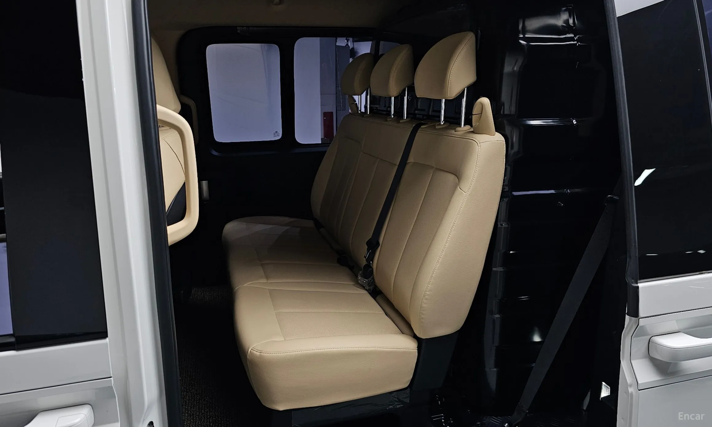 Hyundai Staria превью 11