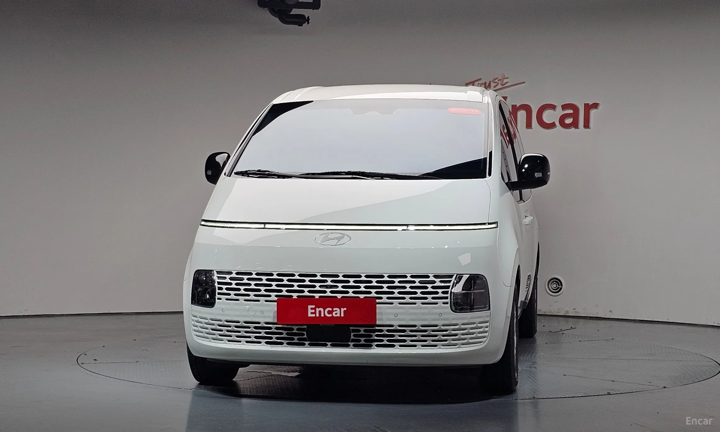 Hyundai Staria превью 3