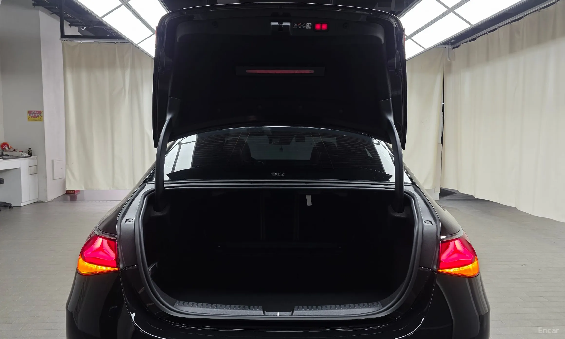 Mercedes Benz E-Class W214 превью 16