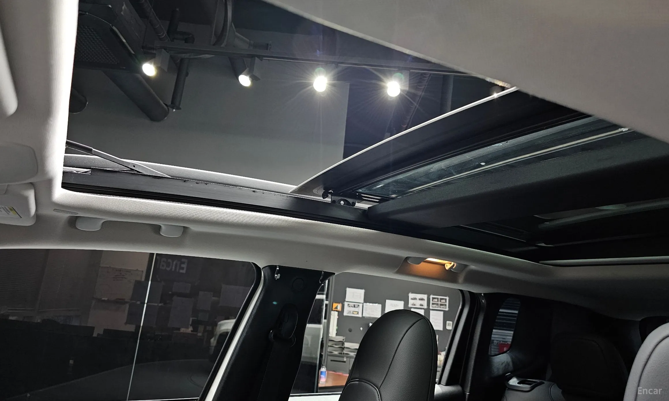 Jeep Renegade превью 19