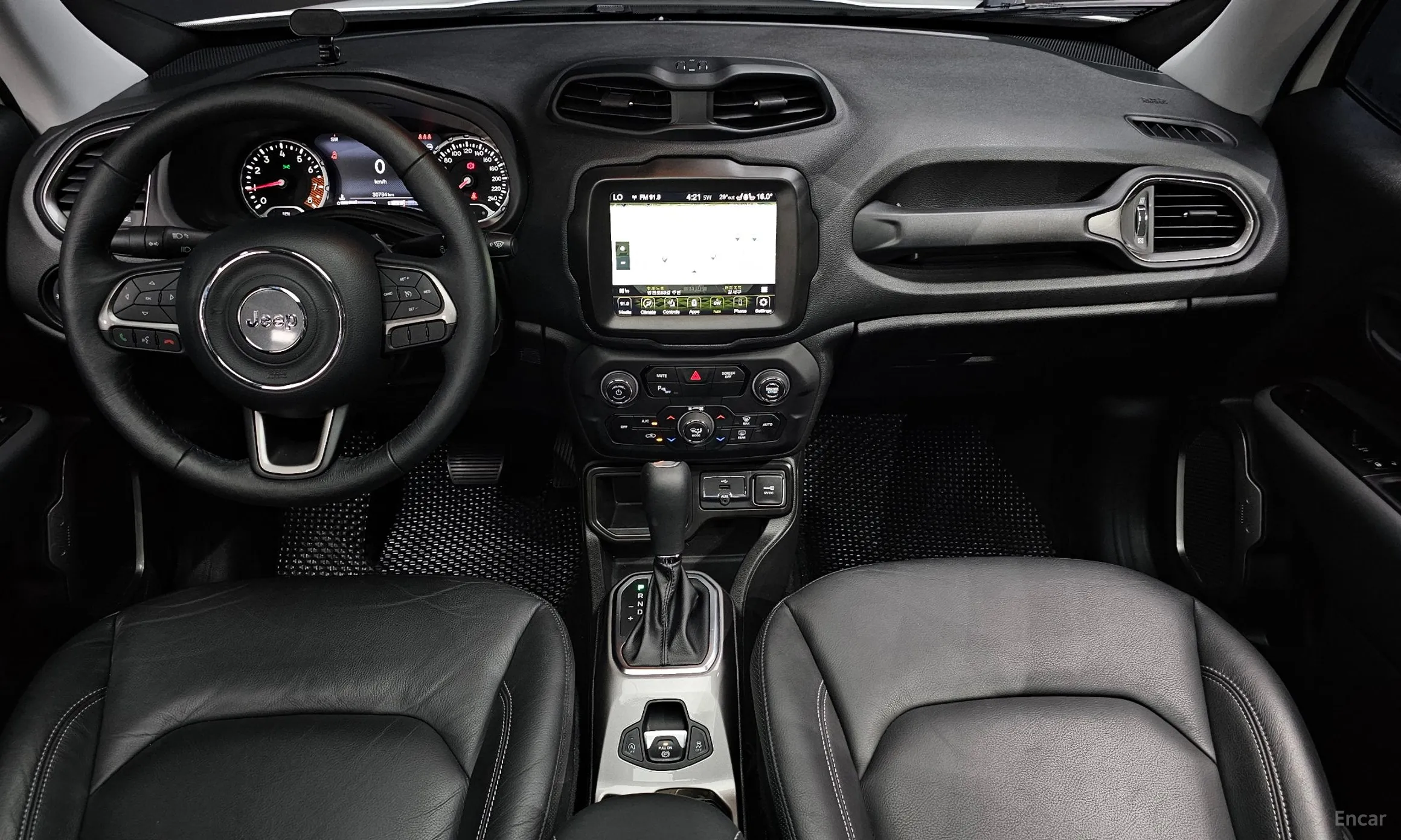 Jeep Renegade превью 7