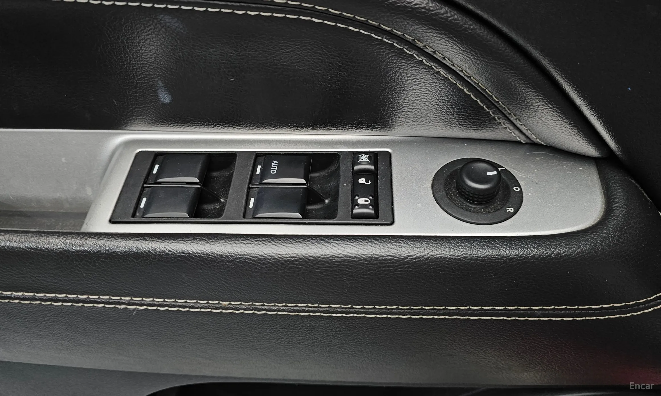 Jeep Compass превью 18