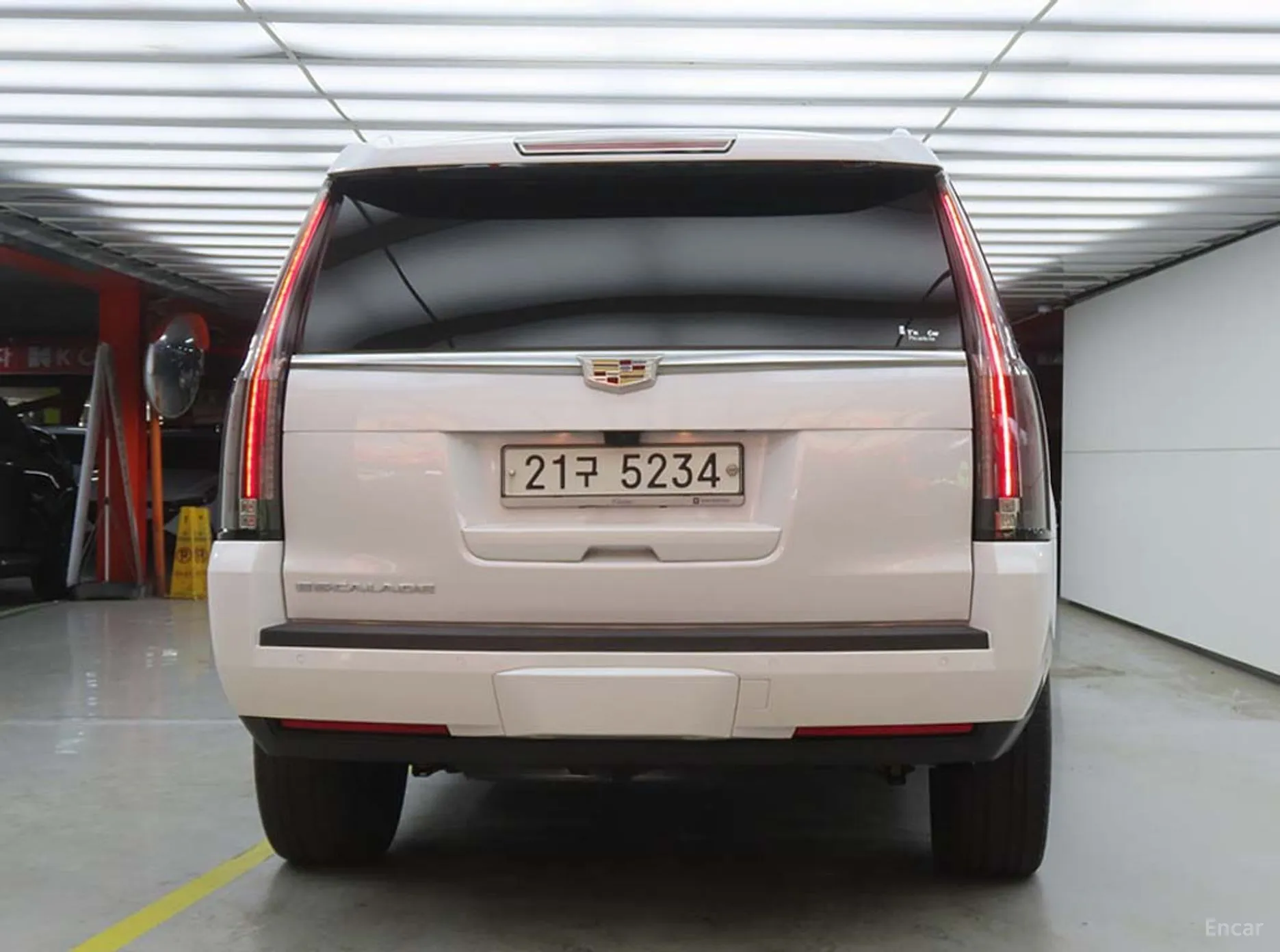 Cadillac Escalade превью 3
