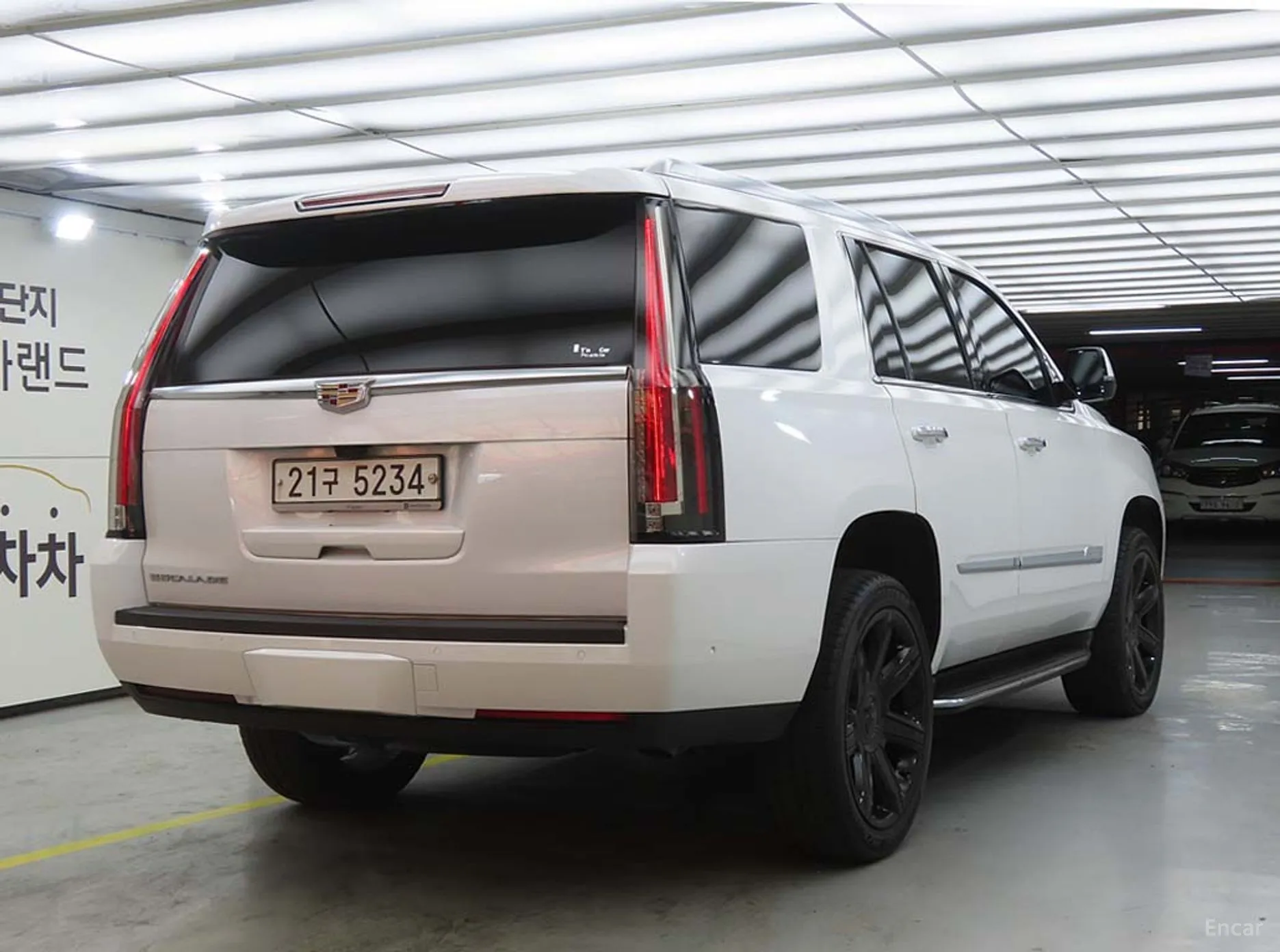 Cadillac Escalade превью 4
