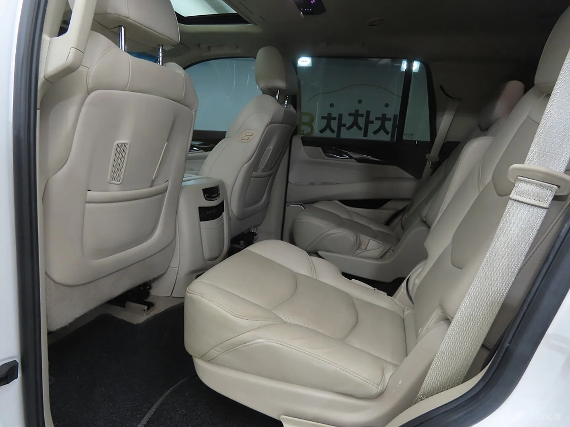 Cadillac Escalade превью 6