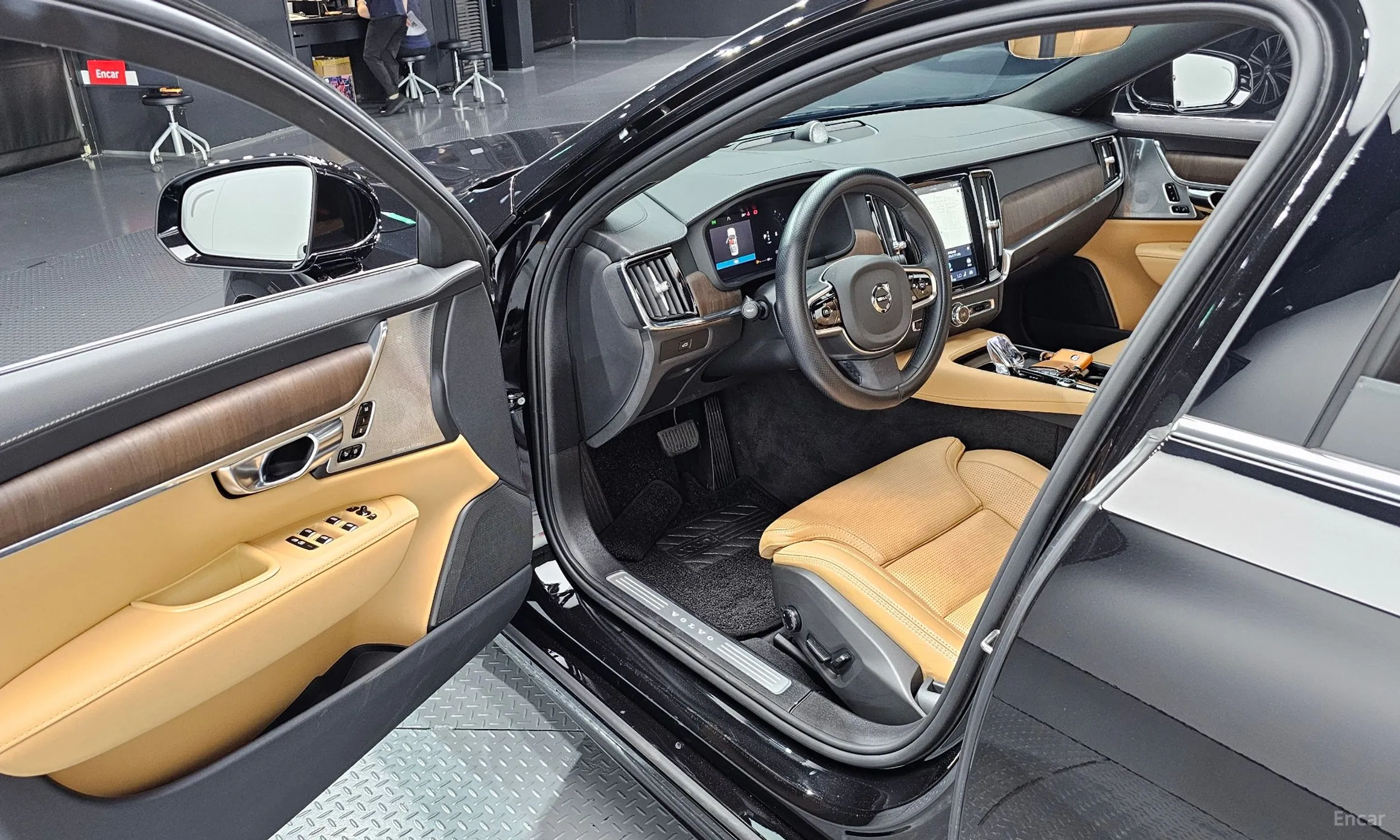 Volvo S90 превью 10