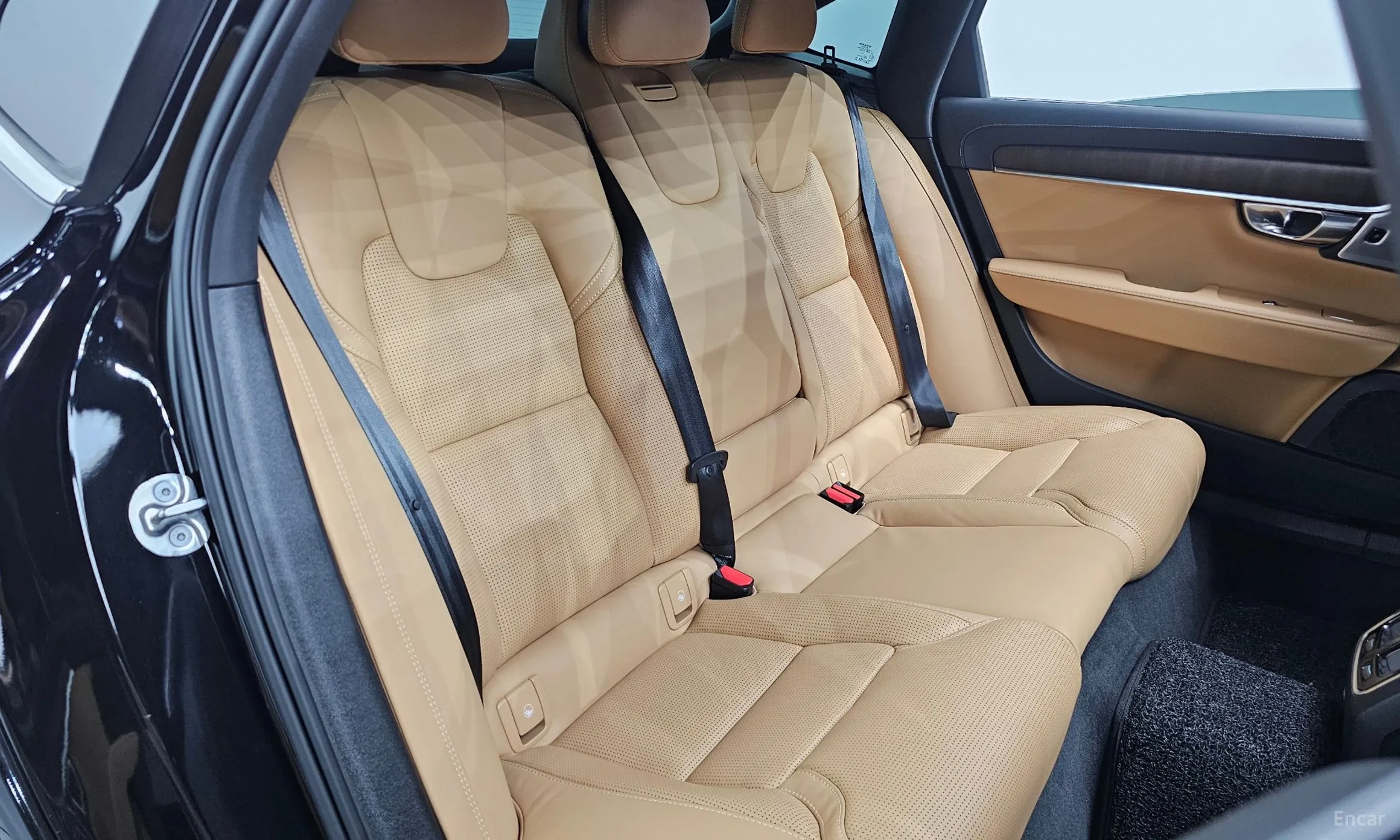 Volvo S90 превью 11