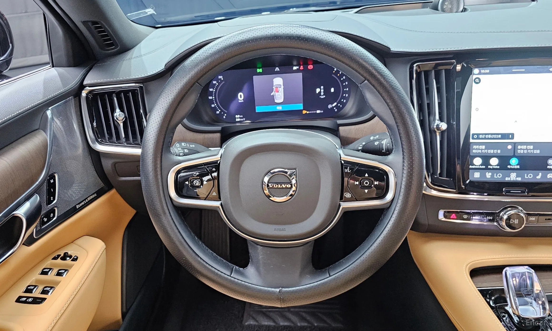 Volvo S90 превью 13