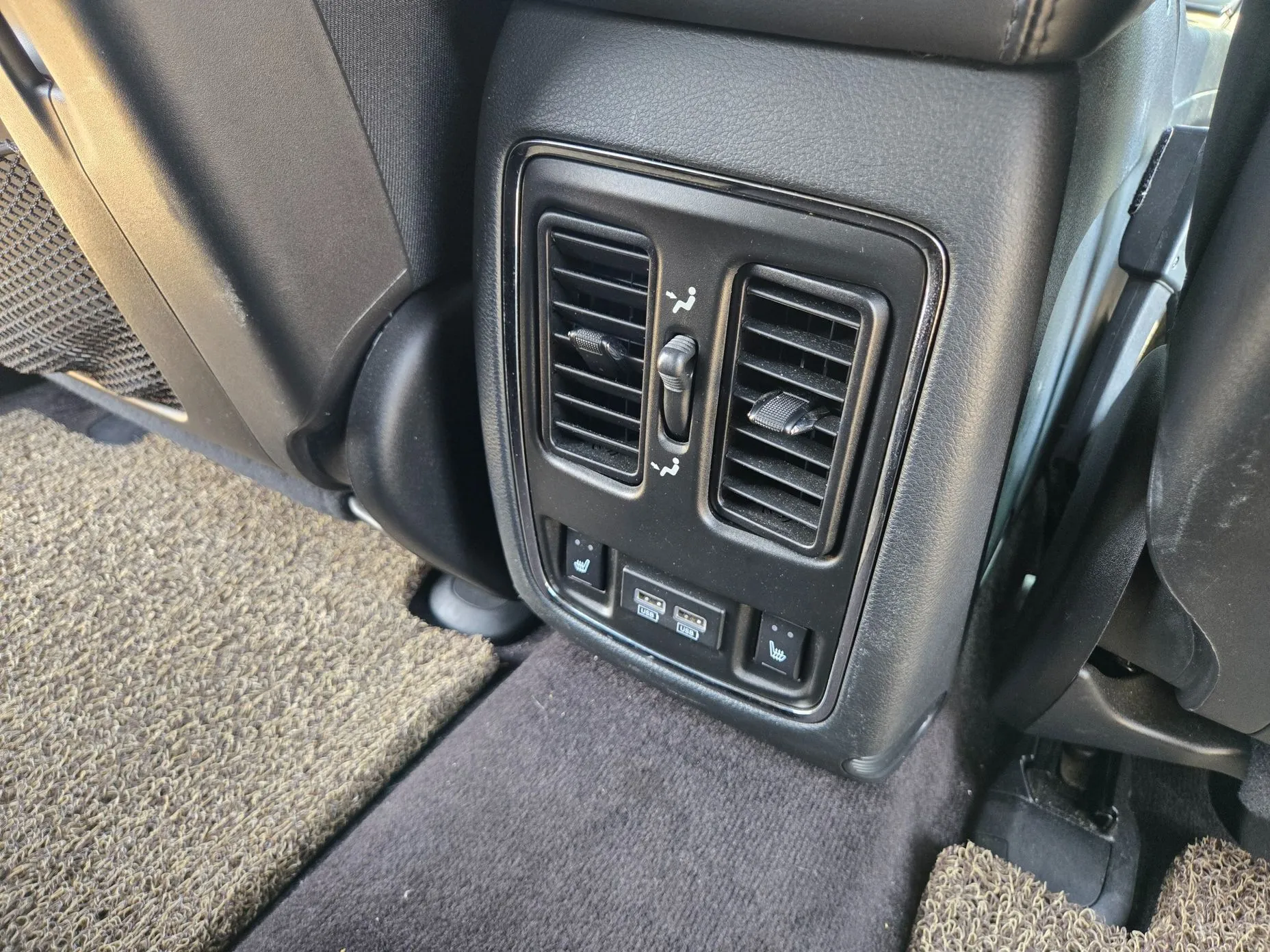 Jeep Grand Cherokee превью 20